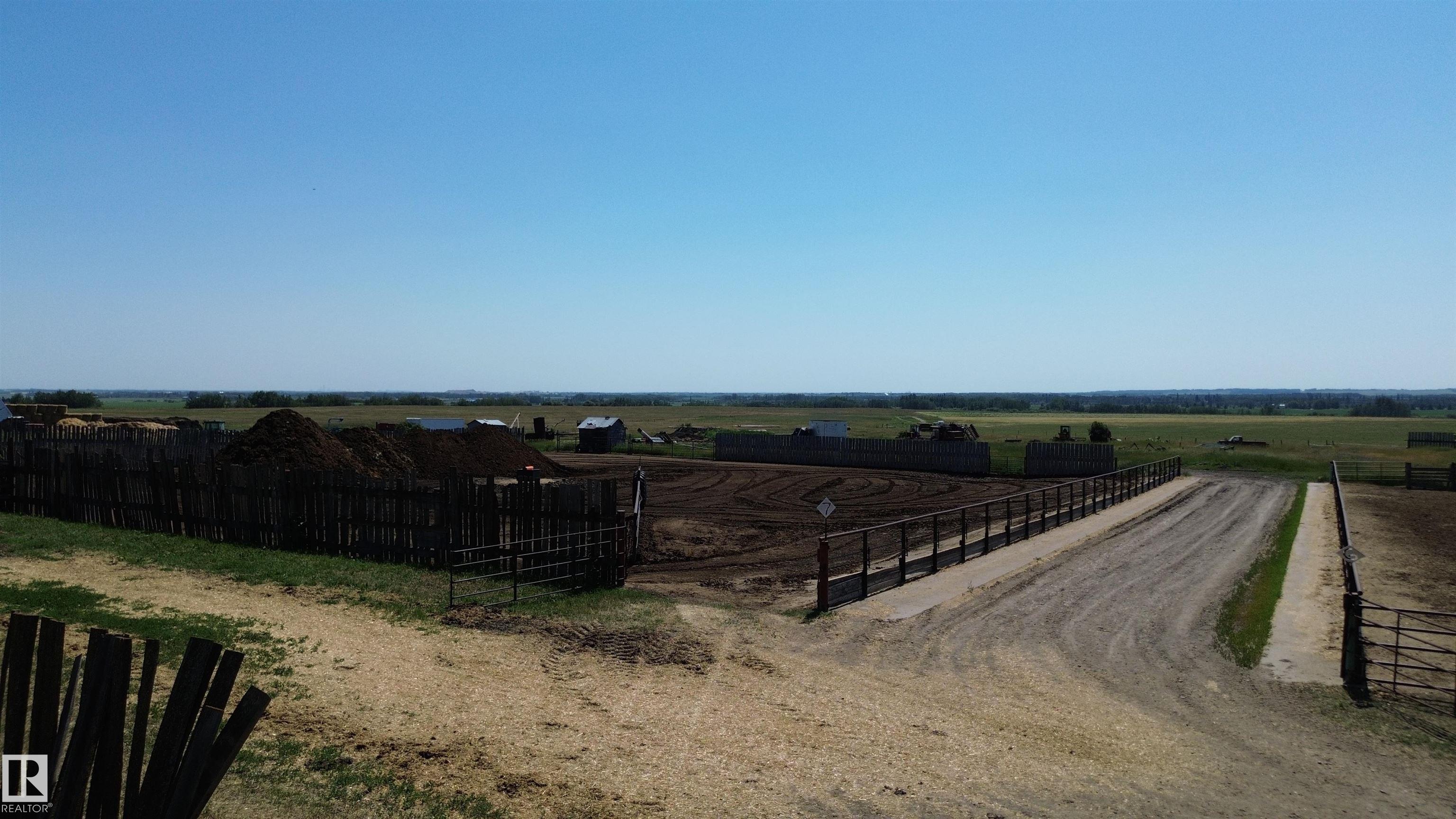 Photo 12 at 55107 Rge Rd 271, None, Rural Sturgeon County