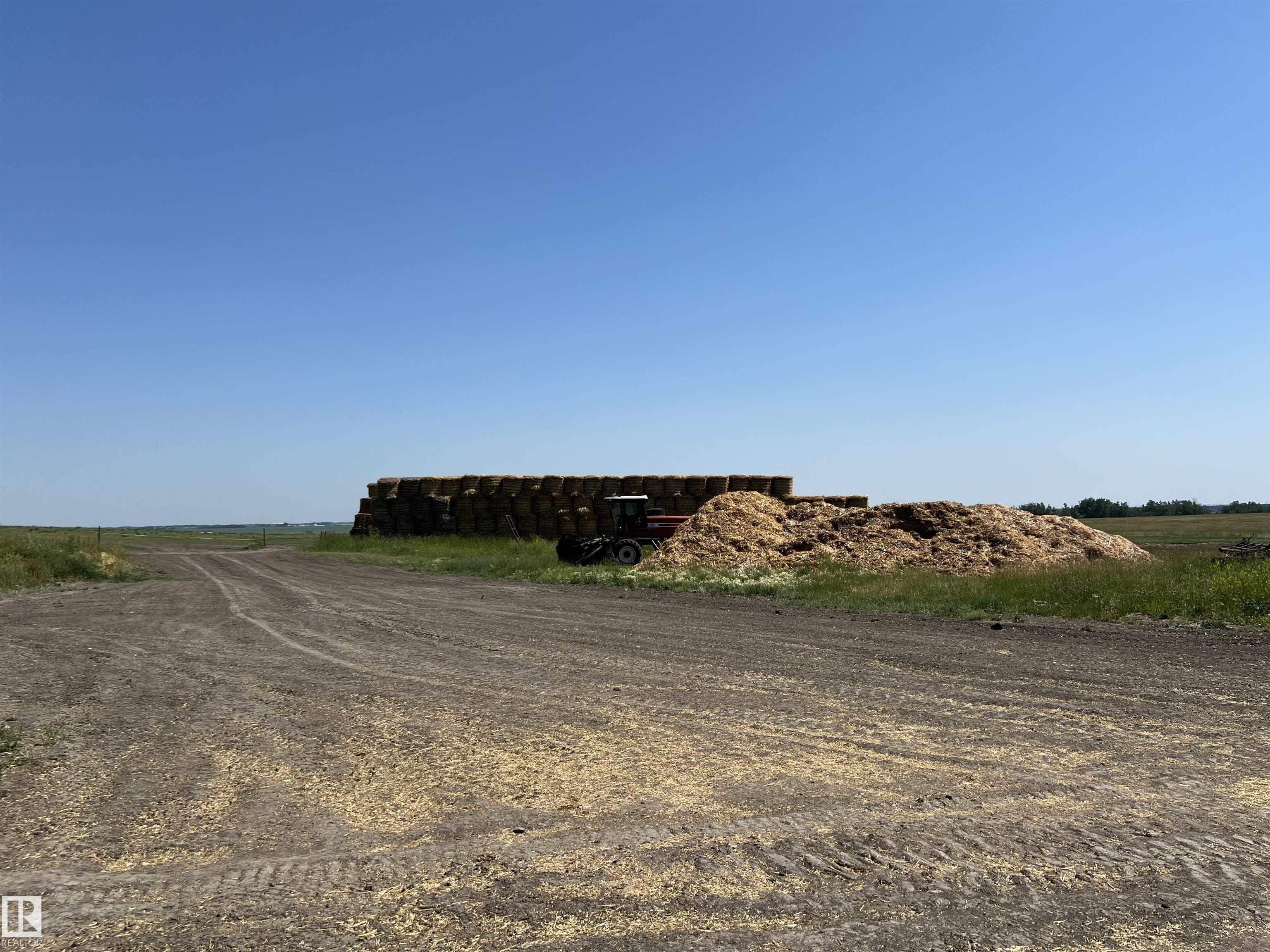 Photo 24 at 55107 Rge Rd 271, None, Rural Sturgeon County