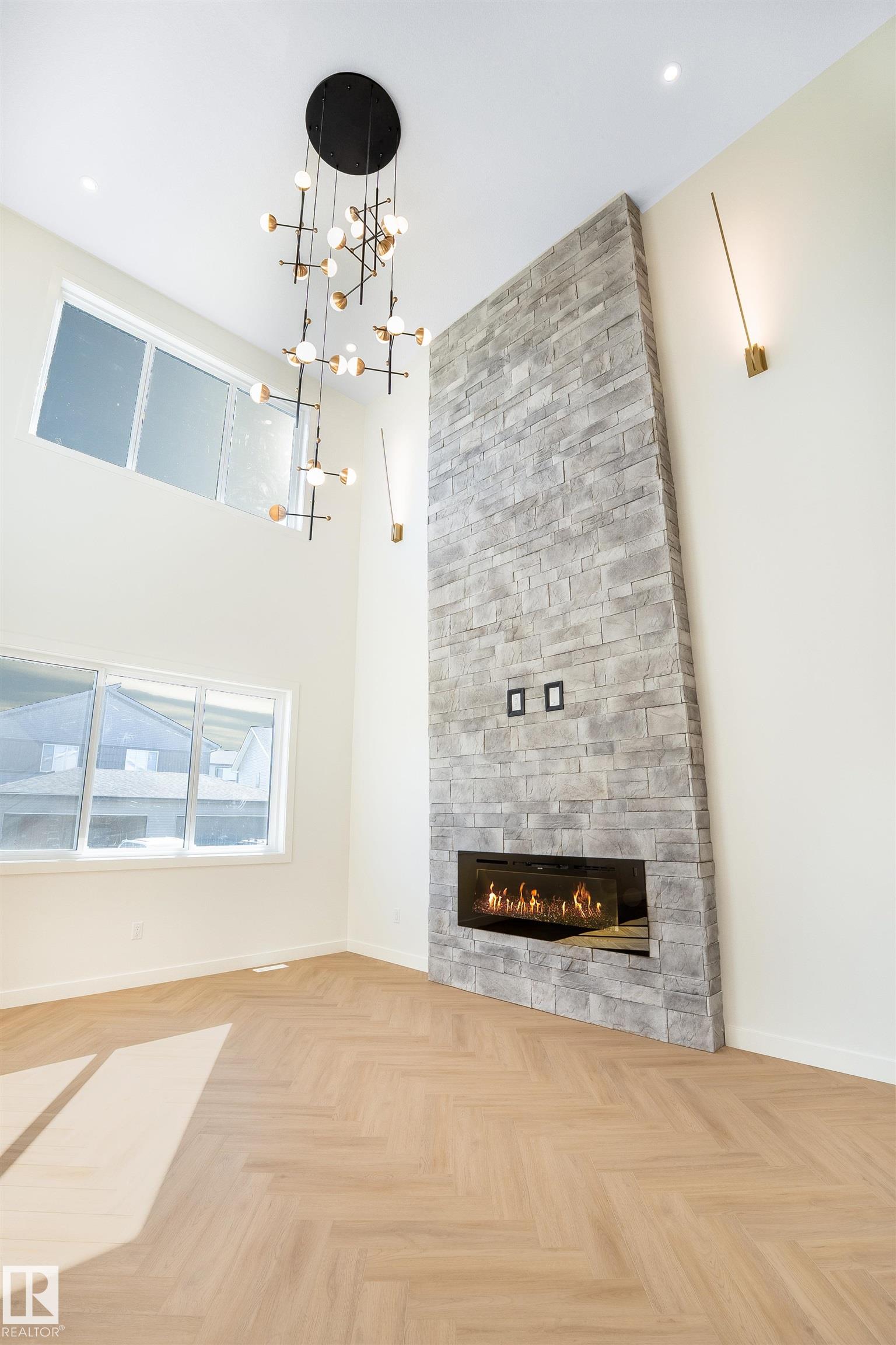Photo 23 at 119 Lilac Close, Woodbend, Leduc