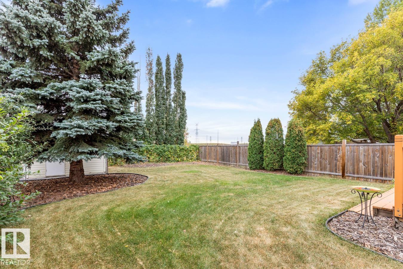 Photo 24 at 4631 10 Avenue NW, Crawford Plains, Edmonton