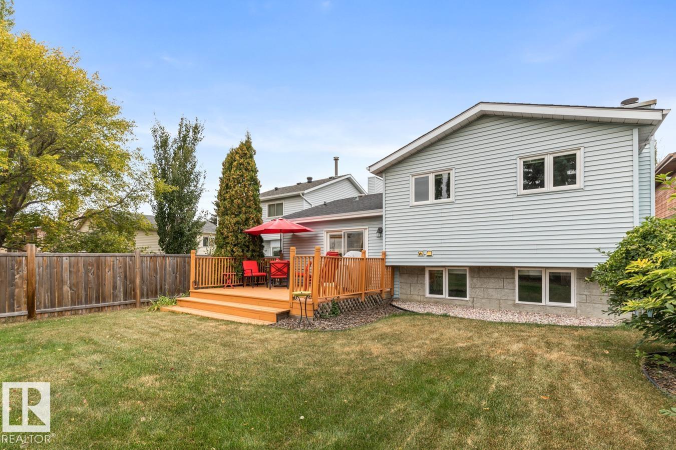 Photo 25 at 4631 10 Avenue NW, Crawford Plains, Edmonton