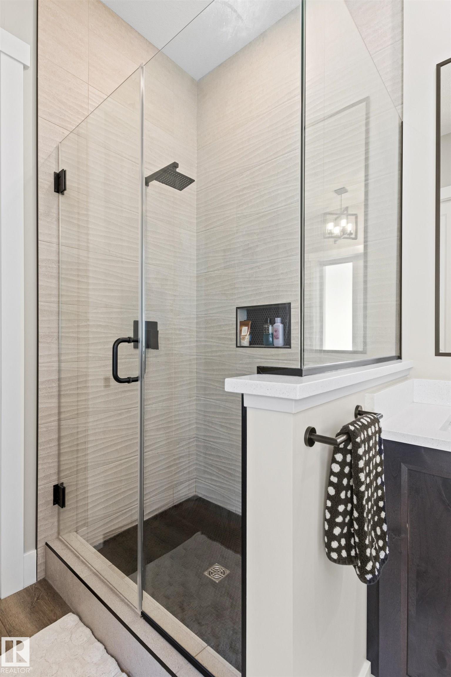Photo 35 at 4017 46 Avenue, Forest Heights, Beaumont