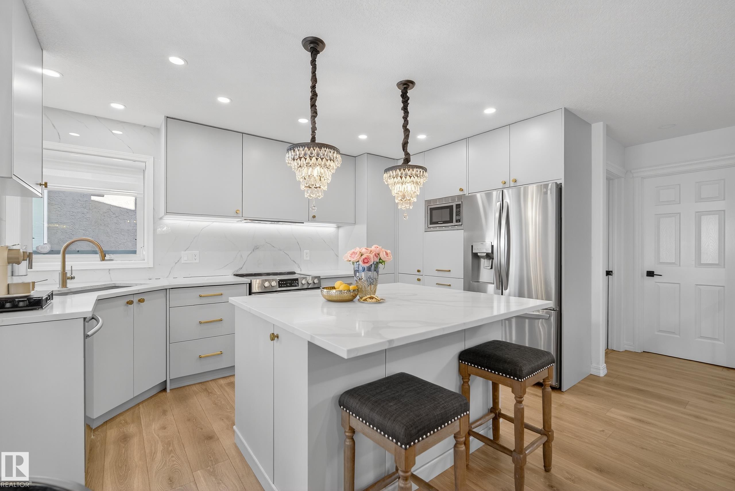 Photo 14 at 37 Leonard Drive, Lacombe Park, St. Albert