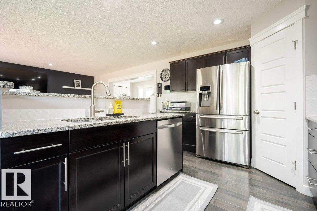 Photo 12 at 1007 158 Street SW, Glenridding Heights, Edmonton