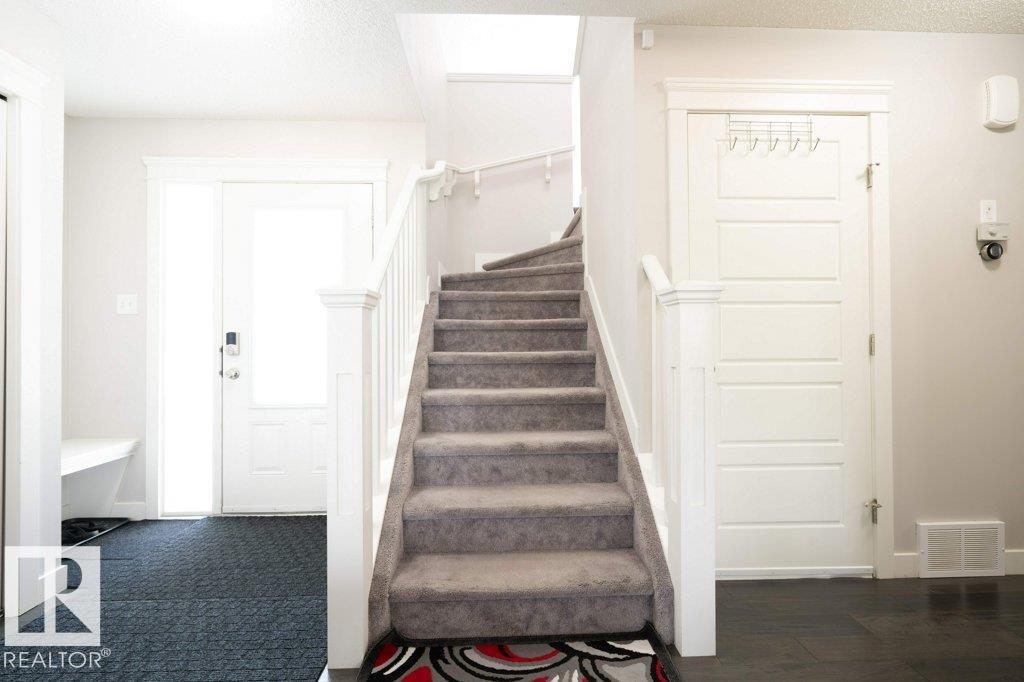 Photo 15 at 1007 158 Street SW, Glenridding Heights, Edmonton