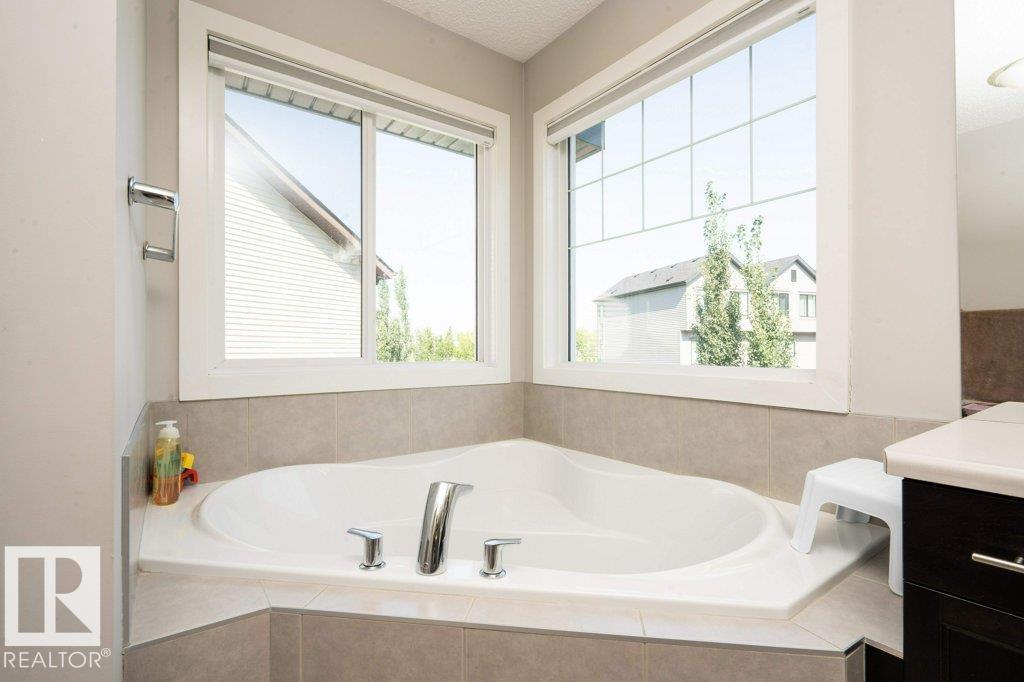 Photo 26 at 1007 158 Street SW, Glenridding Heights, Edmonton