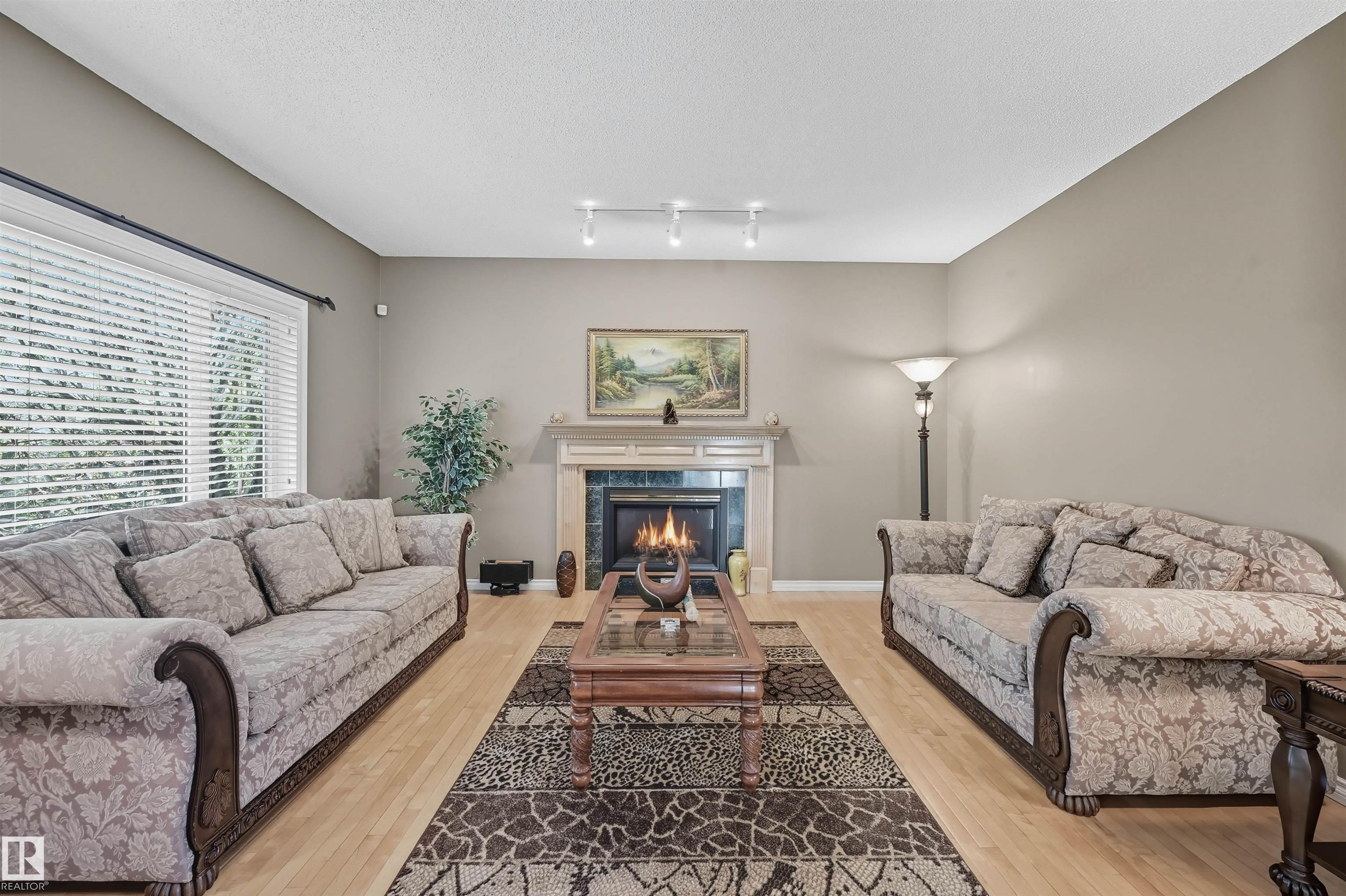 Photo 11 at 2007 Haddow Drive NW, Haddow, Edmonton