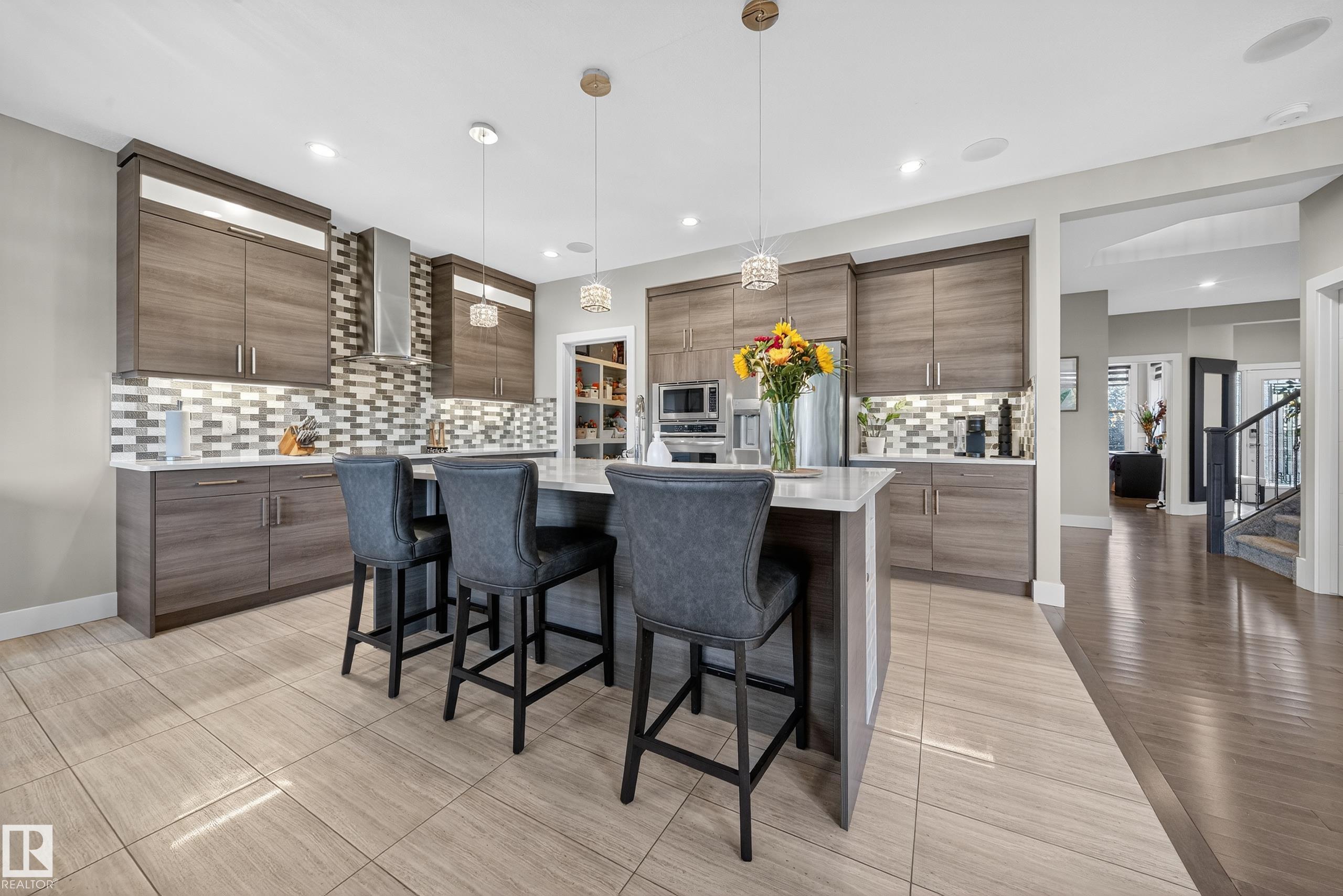 Photo 8 at 5553 Poirier Way, Place Chaleureuse, Beaumont