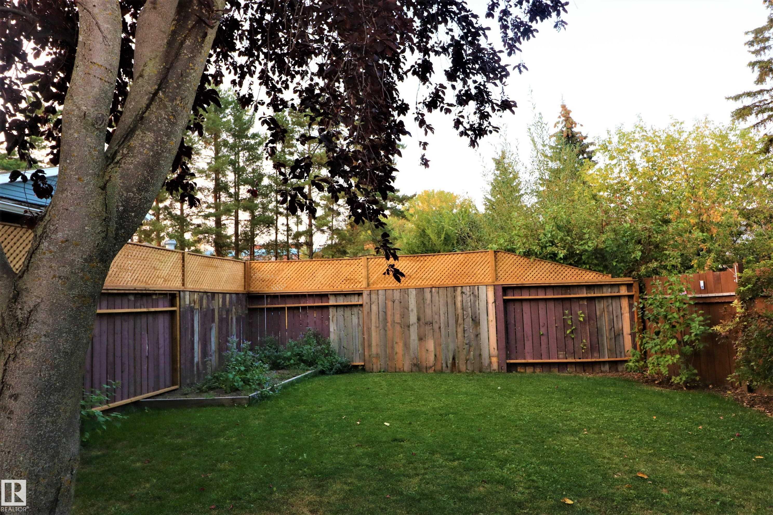 Photo 39 at 4317 54 Street, Parklane, Beaumont