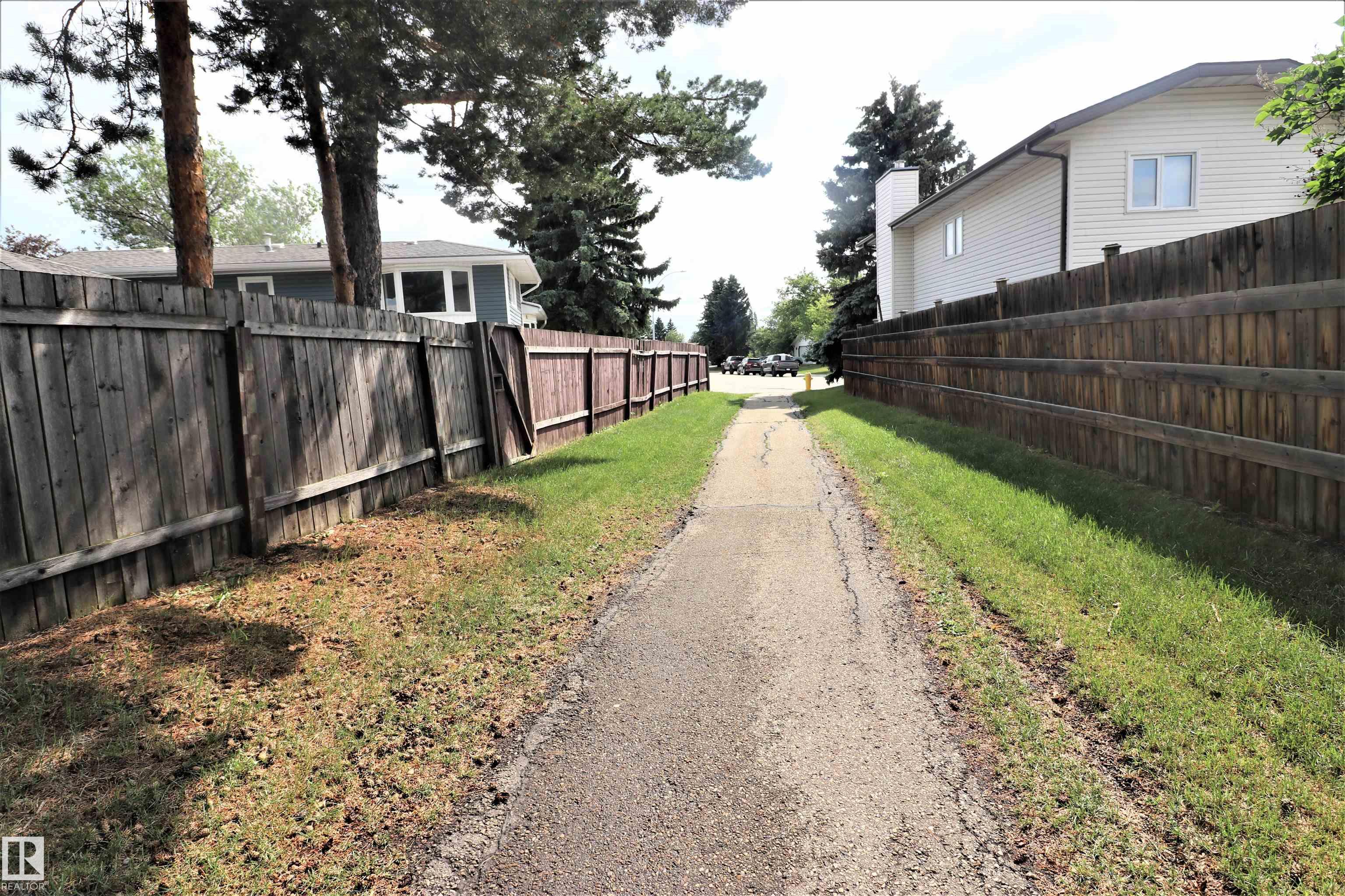 Photo 41 at 4317 54 Street, Parklane, Beaumont