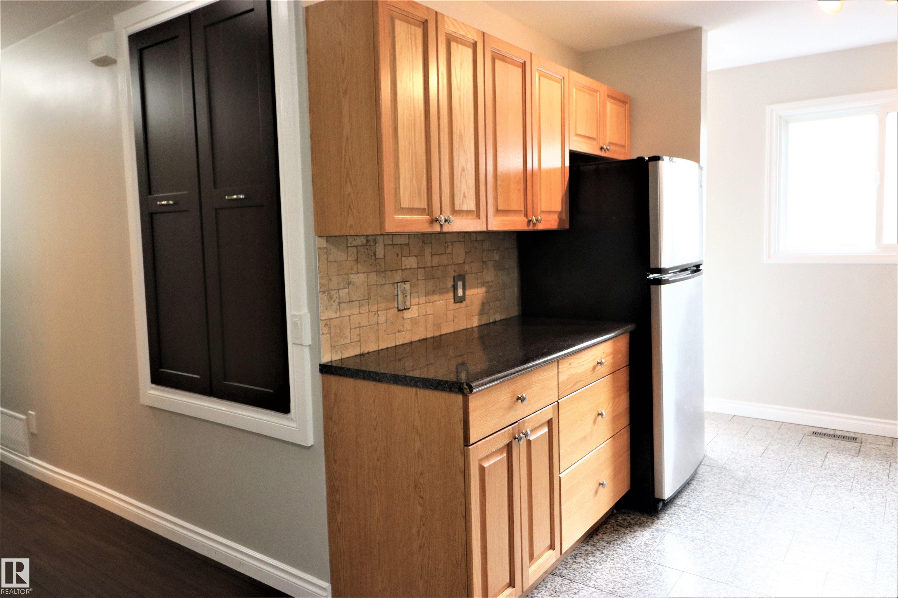 Photo 6 at 4317 54 Street, Parklane, Beaumont