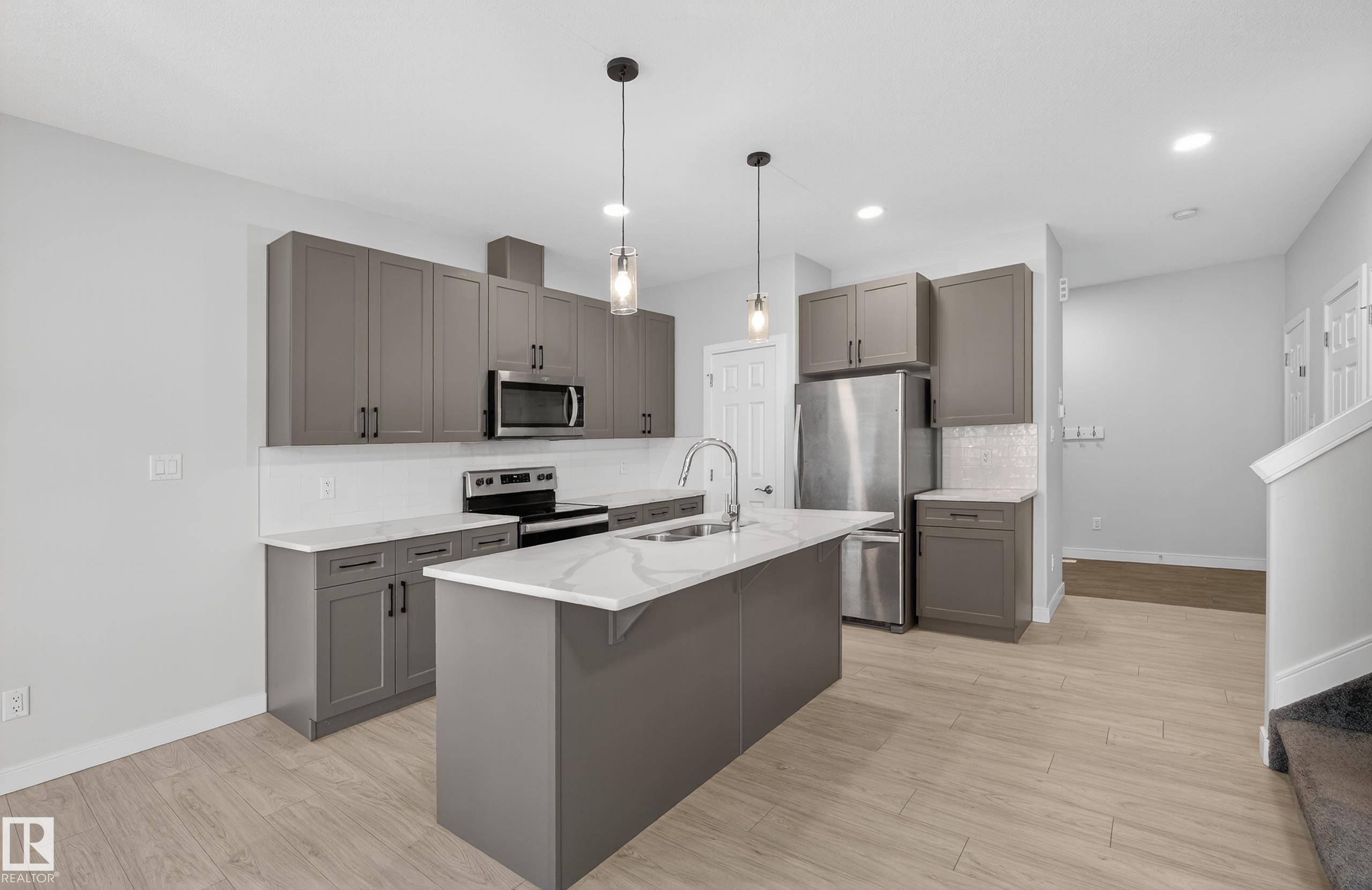 Photo 3 at 84 Meadowland Crescent, McLaughlin, Spruce Grove