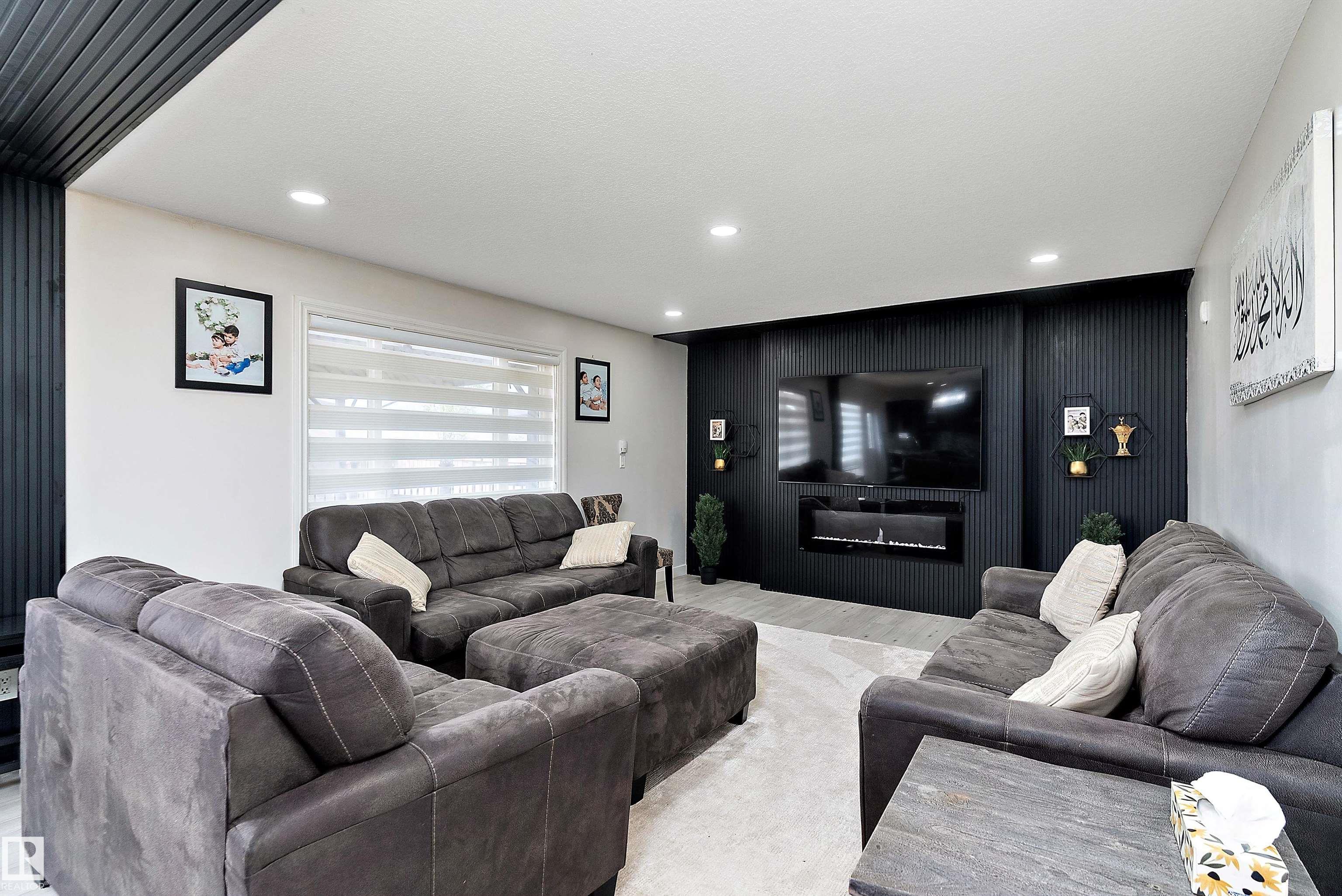 Photo 16 at 7326 166a Avenue NW, Mayliewan, Edmonton