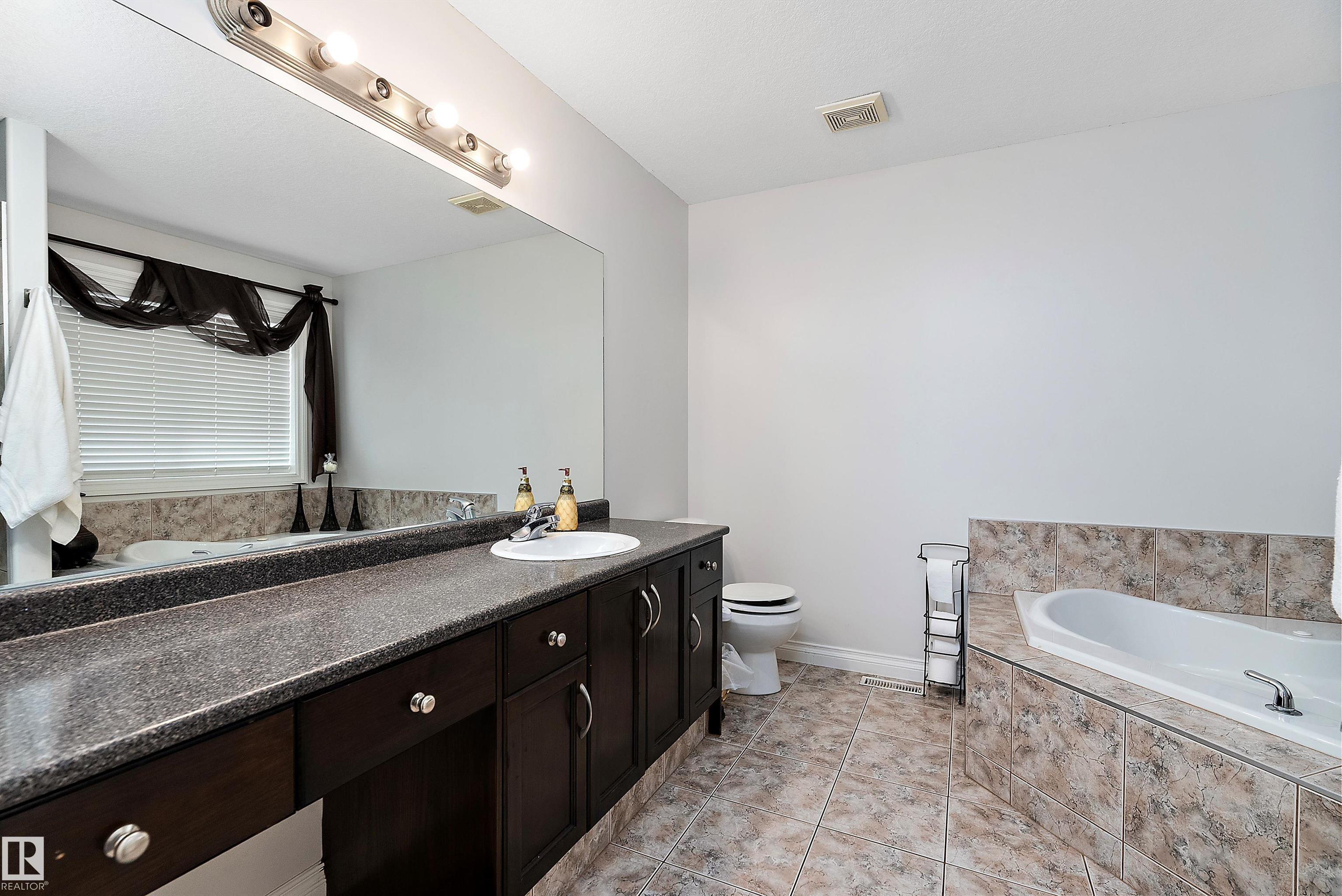 Photo 33 at 7326 166a Avenue NW, Mayliewan, Edmonton