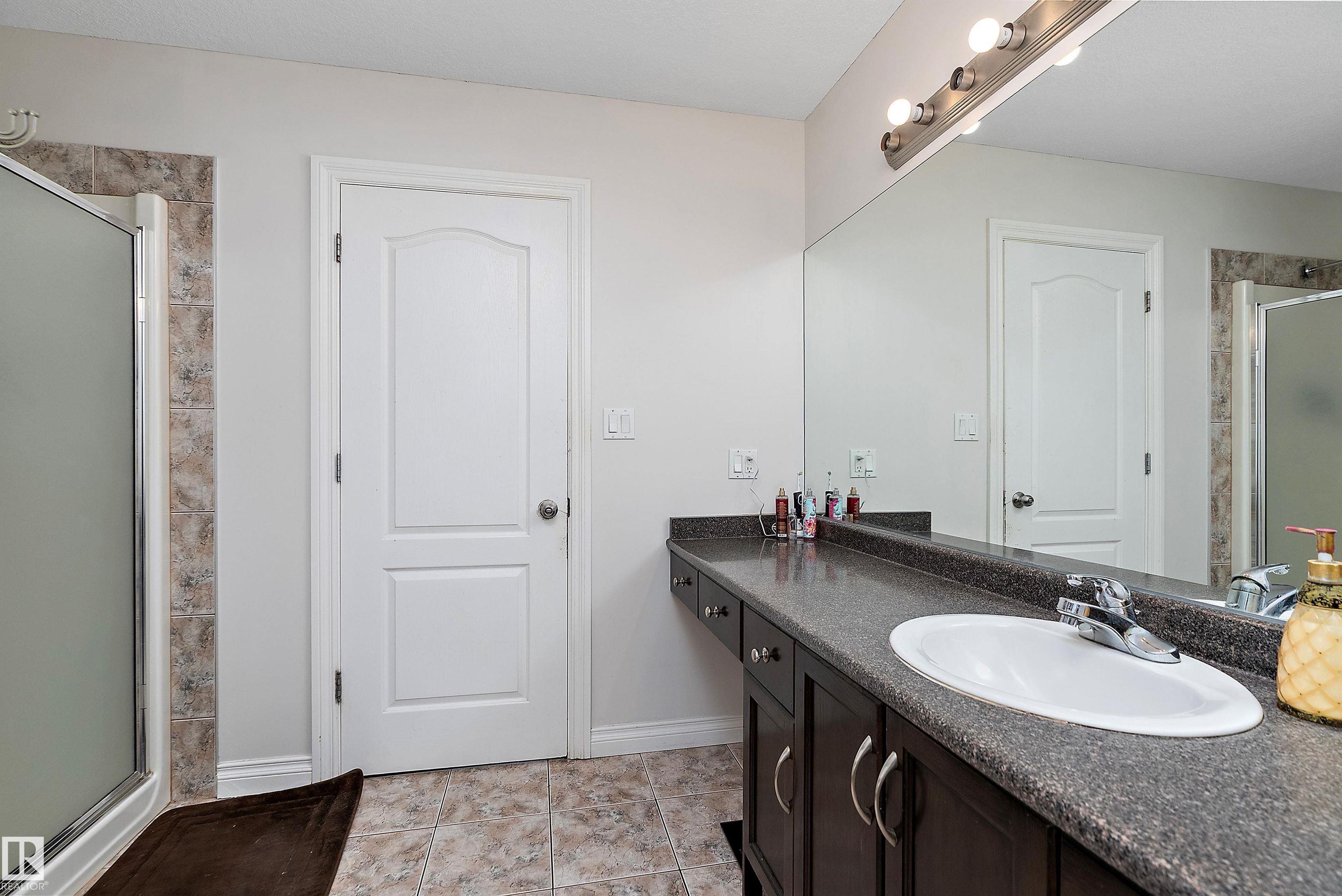 Photo 35 at 7326 166a Avenue NW, Mayliewan, Edmonton