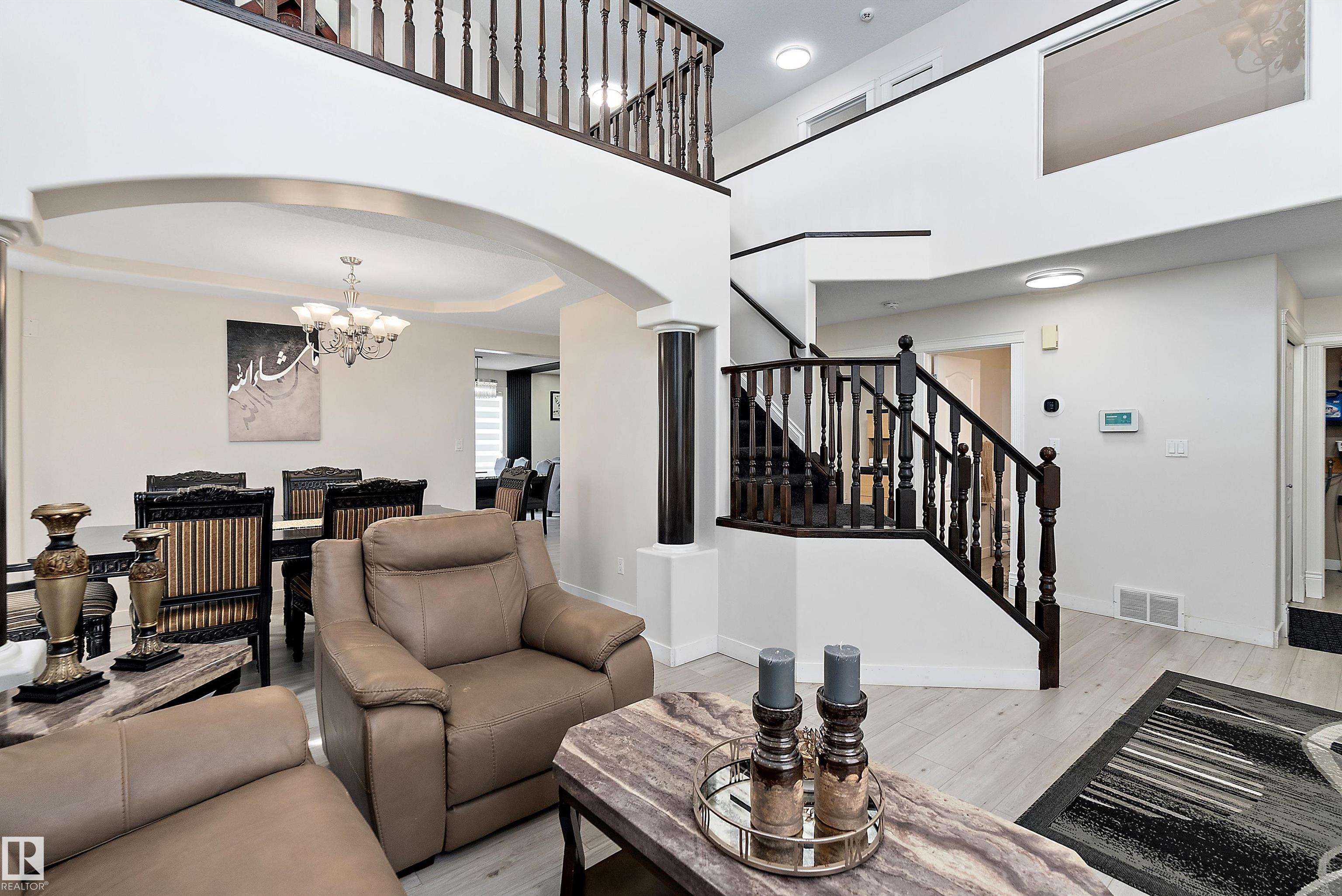 Photo 8 at 7326 166a Avenue NW, Mayliewan, Edmonton