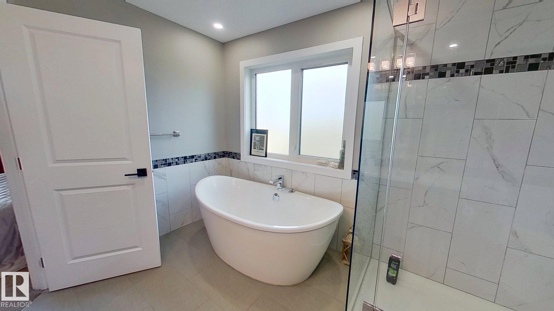 Photo 15 at 8809 148 Street NW, Parkview, Edmonton