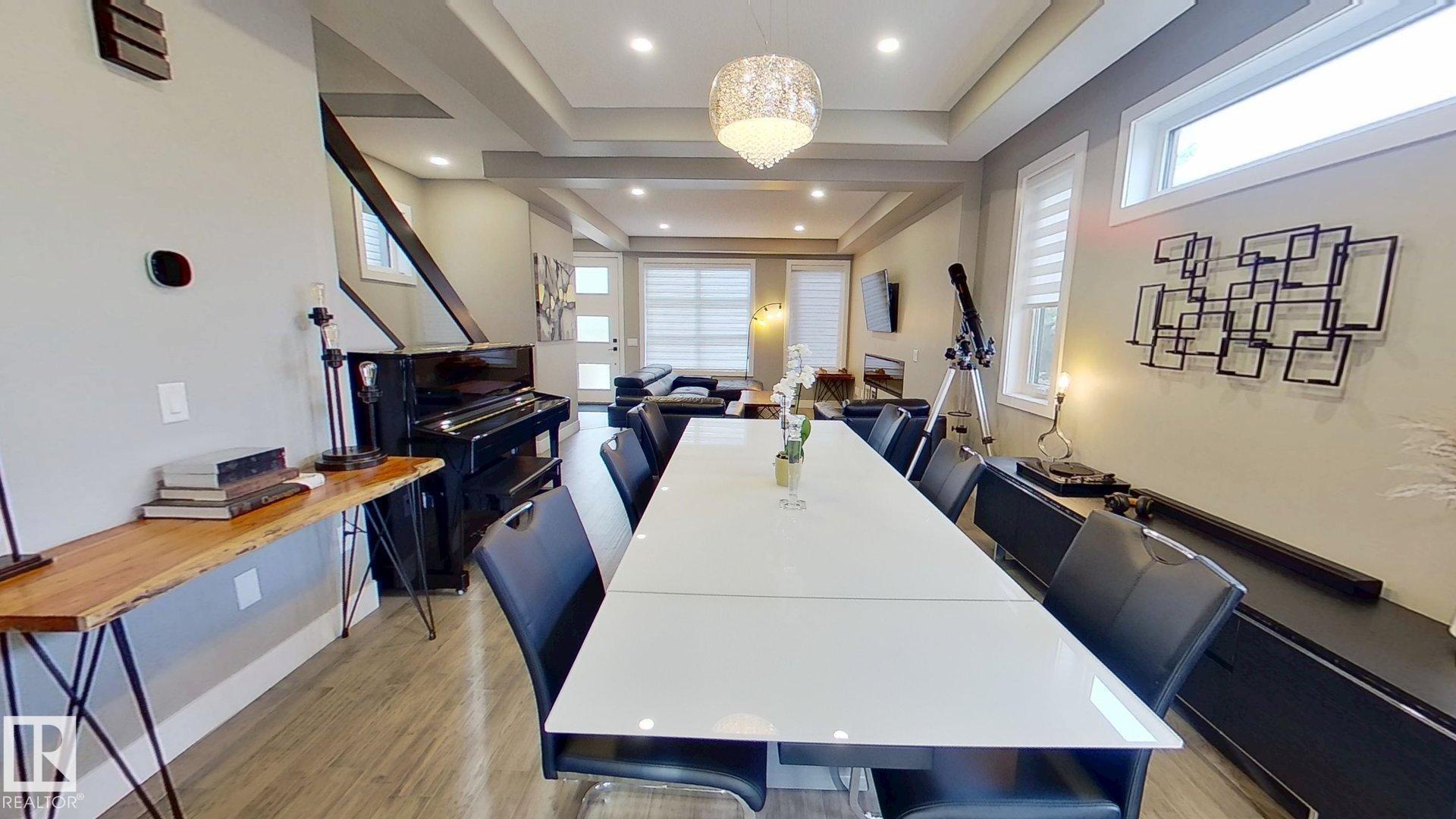 Photo 7 at 8809 148 Street NW, Parkview, Edmonton