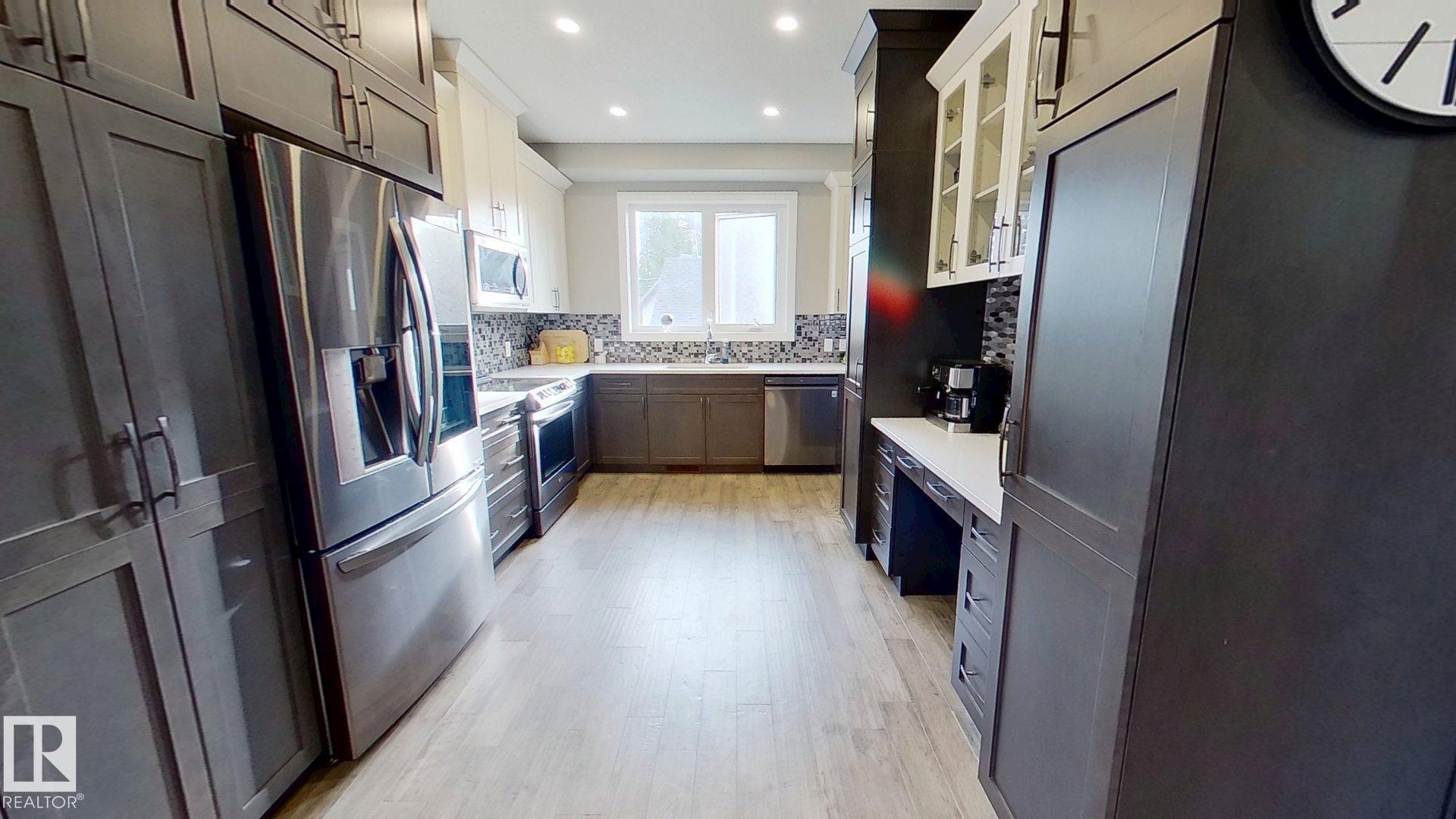 Photo 8 at 8809 148 Street NW, Parkview, Edmonton