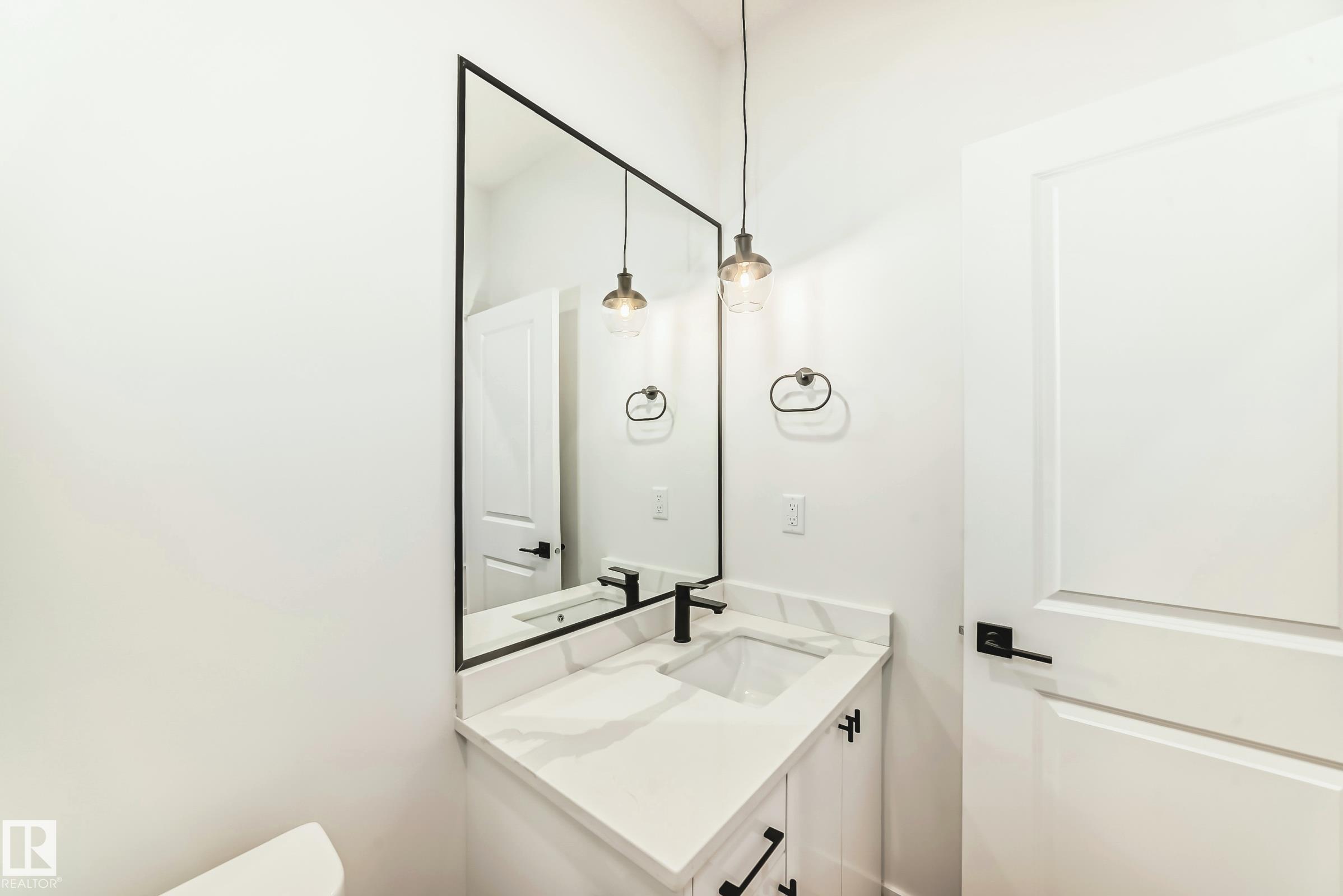 Photo 10 at 3520 42 Avenue, Triomphe Estates, Beaumont