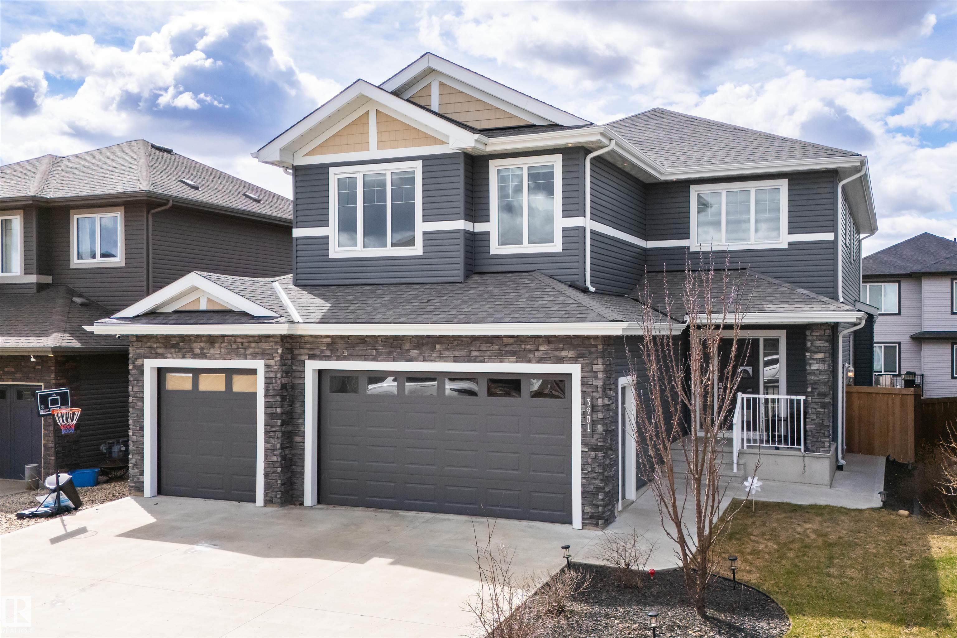 3901 44 Avenue, Triomphe Estates, Beaumont 