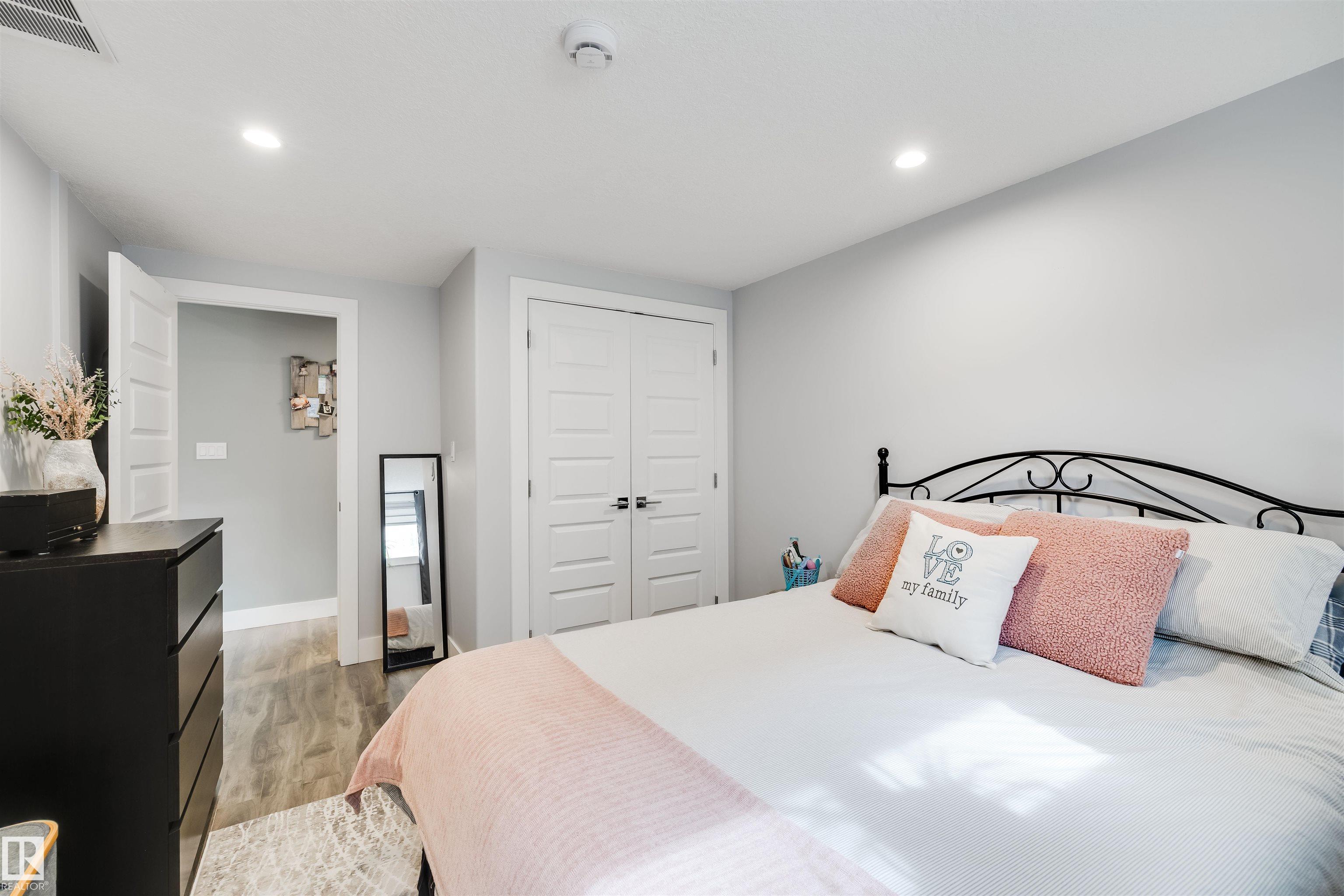 Photo 34 at 3901 44 Avenue, Triomphe Estates, Beaumont