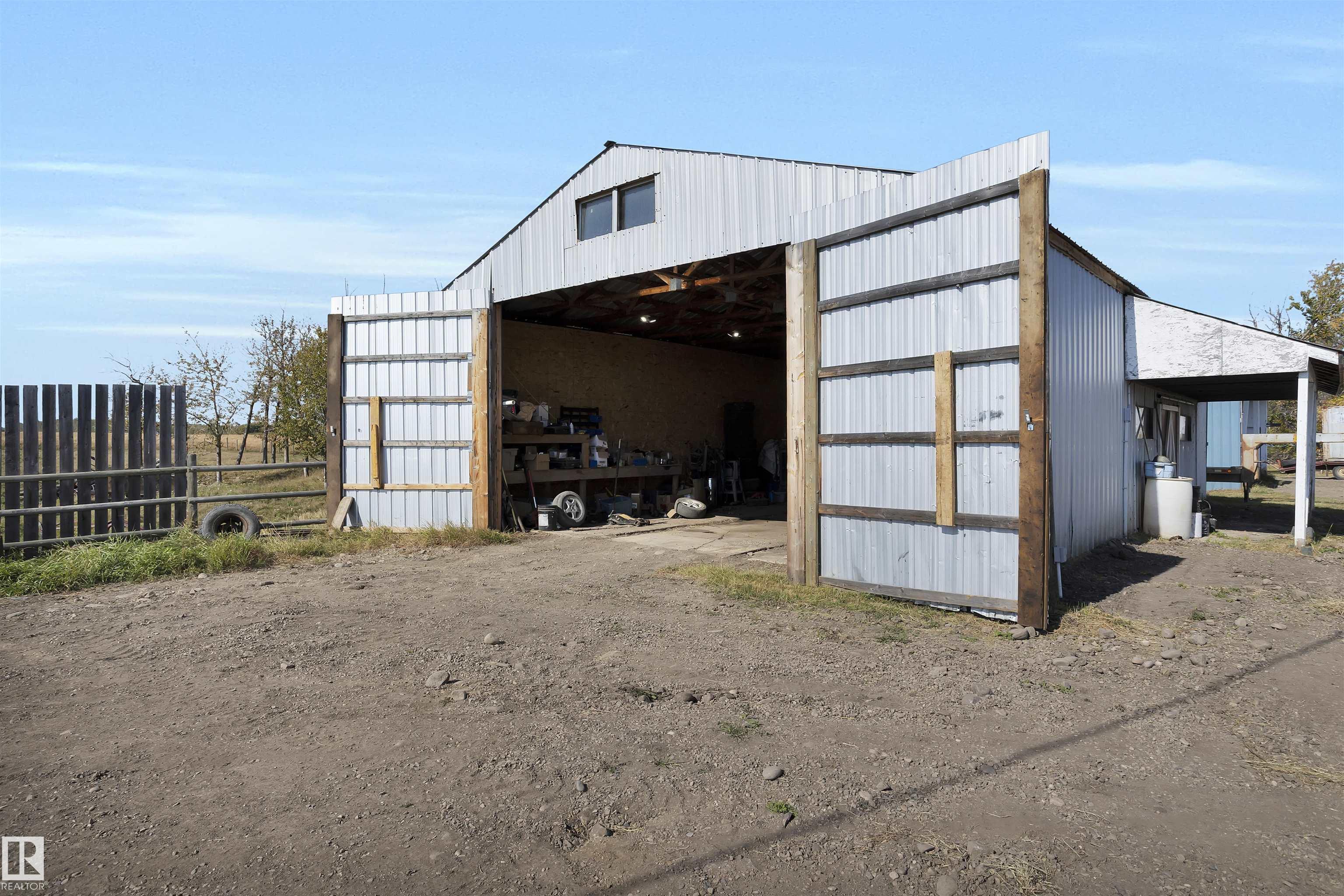 Photo 14 at 49336 Range Road 20, None, Rural Leduc County