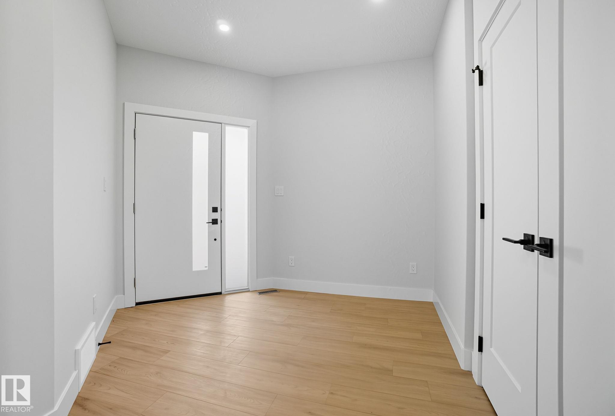 Photo 6 at 3 Horizon Link, Hilldowns, Spruce Grove