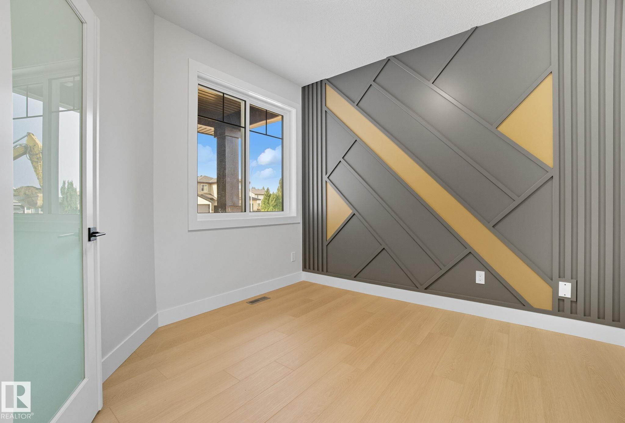 Photo 18 at 4 Harley Way, Hilldowns, Spruce Grove