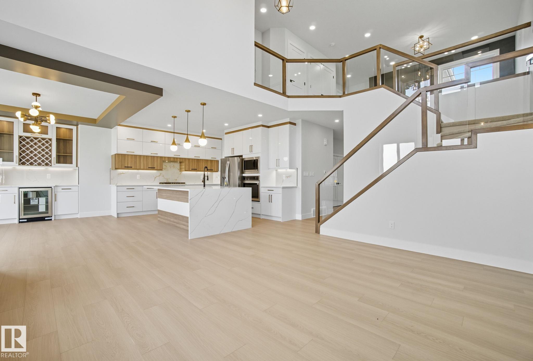 Photo 3 at 4 Harley Way, Hilldowns, Spruce Grove