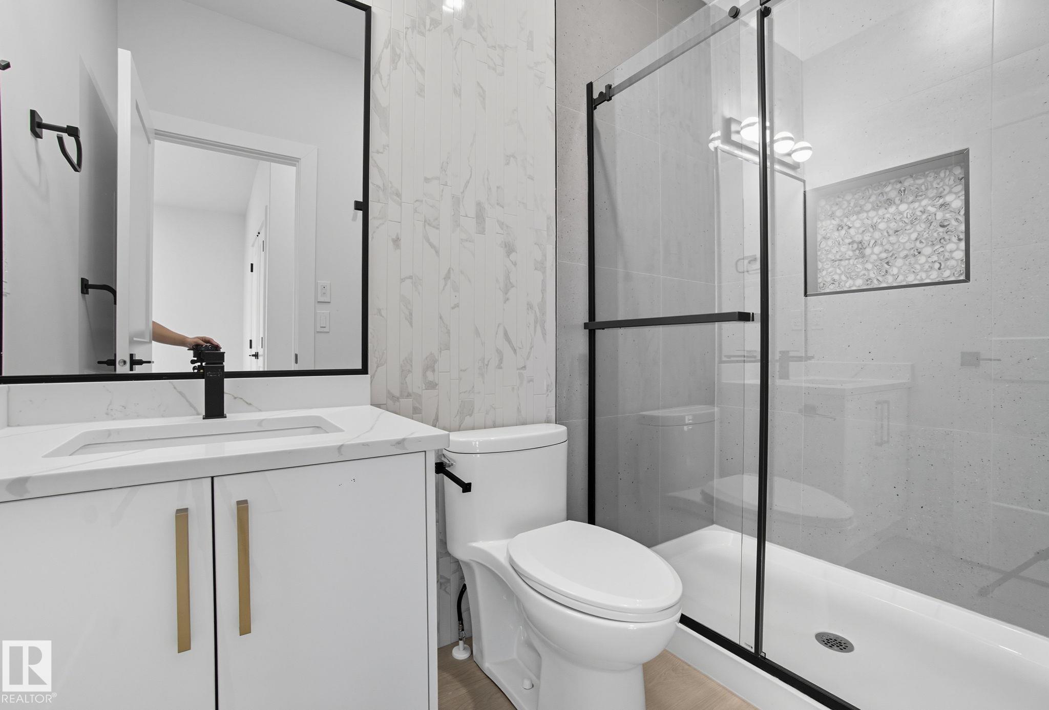Photo 21 at 4 Harley Way, Hilldowns, Spruce Grove