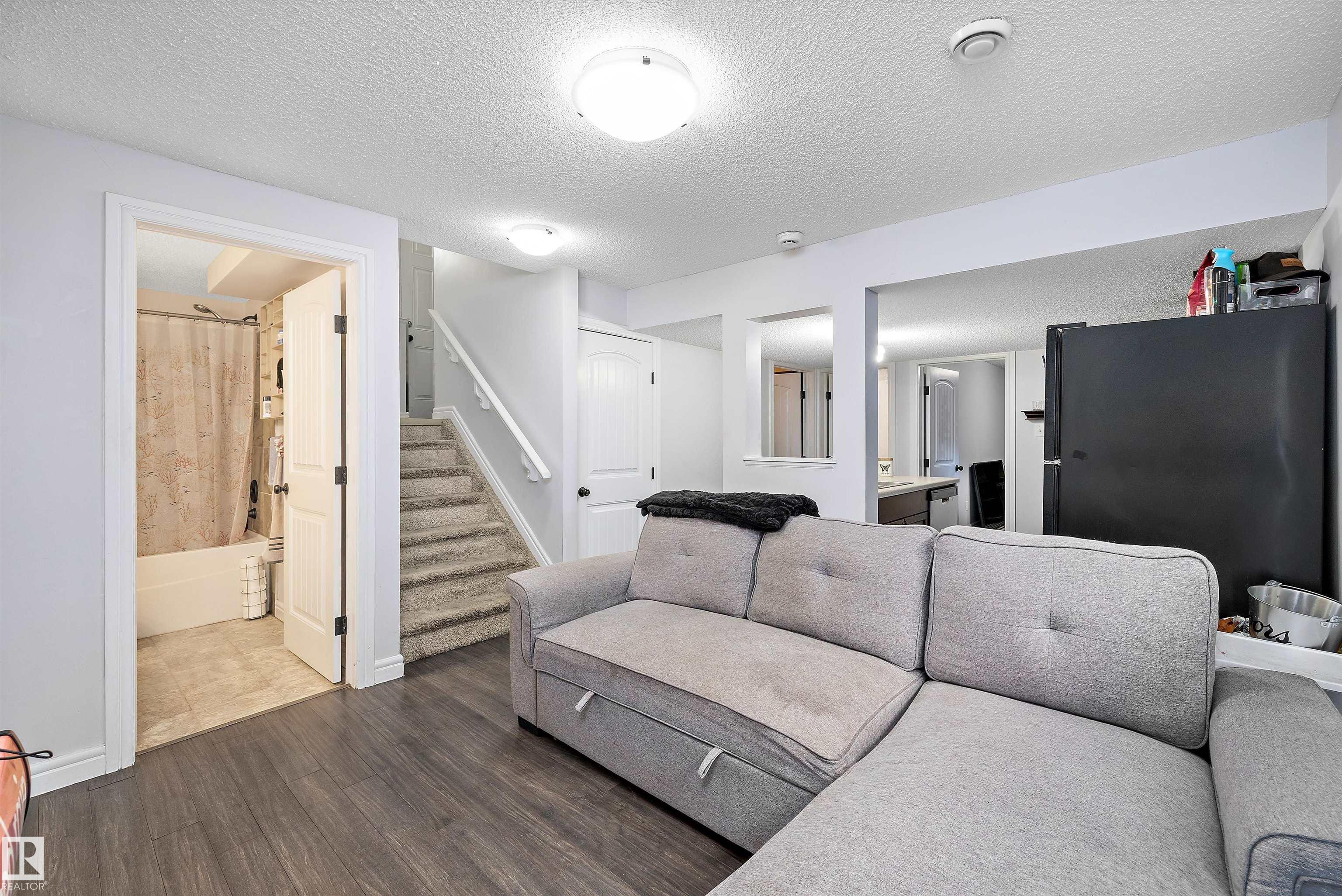 Photo 44 at 1104 161 Street SW, Glenridding Heights, Edmonton