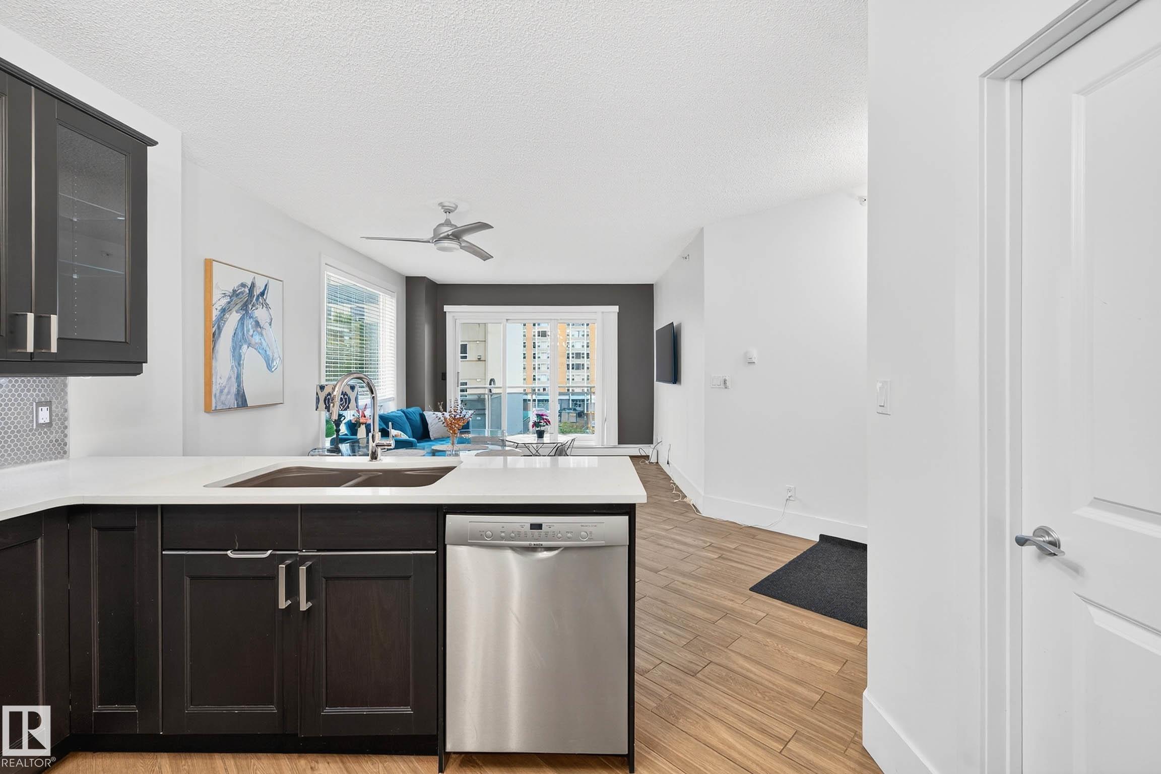 Photo 11 at 401 - 10504 99 Avenue NW, Downtown, Edmonton