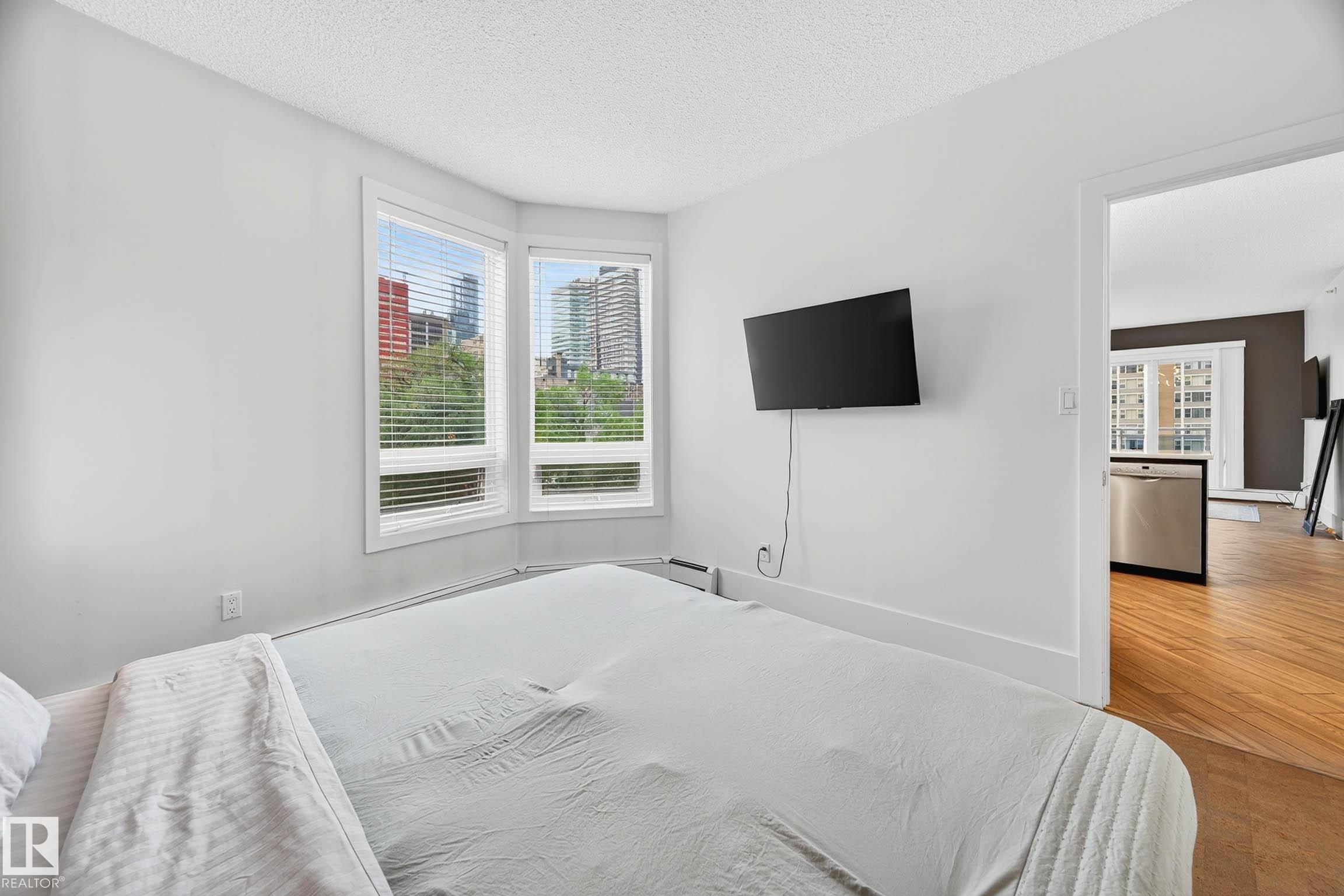 Photo 14 at 401 - 10504 99 Avenue NW, Downtown, Edmonton