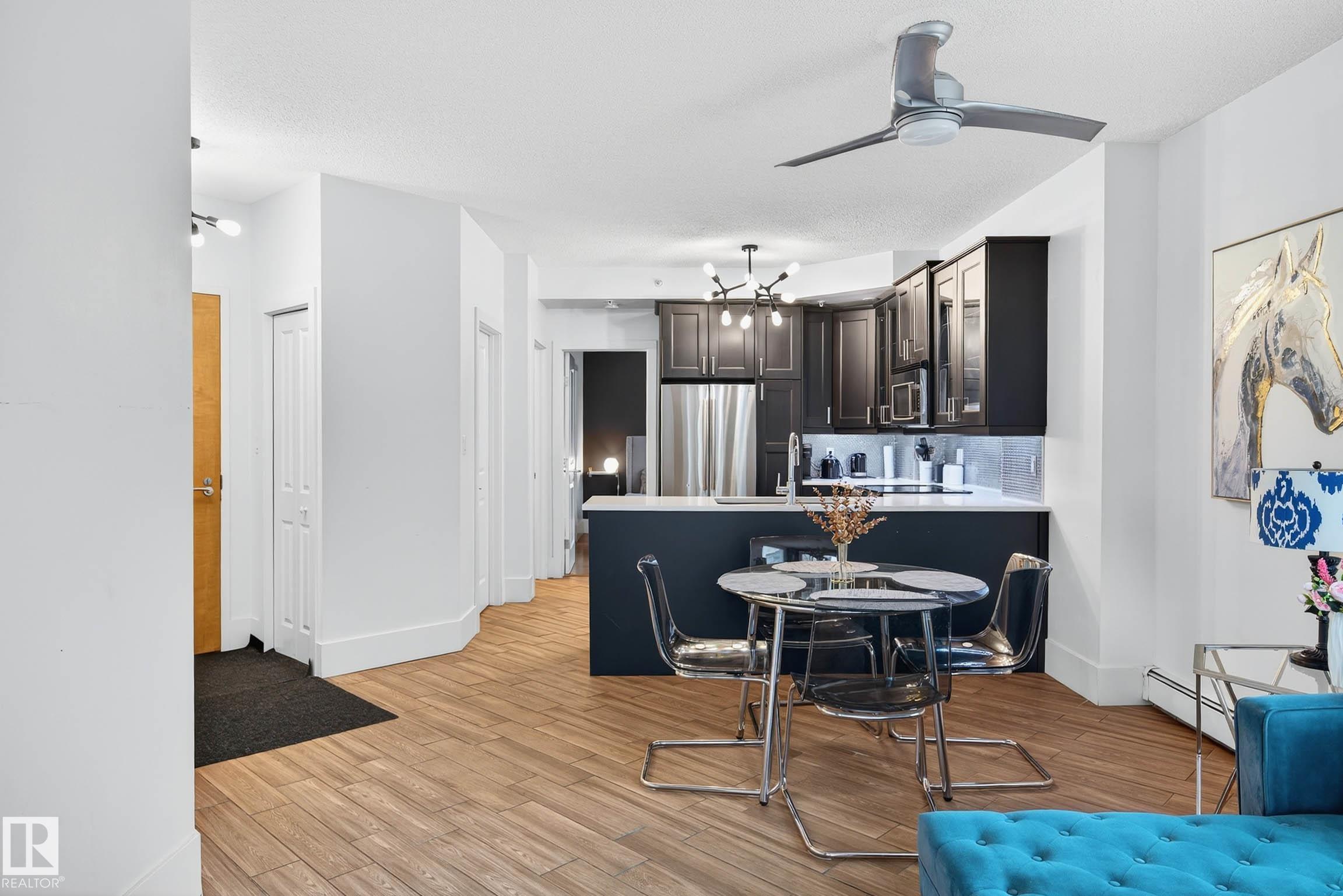Photo 5 at 401 - 10504 99 Avenue NW, Downtown, Edmonton