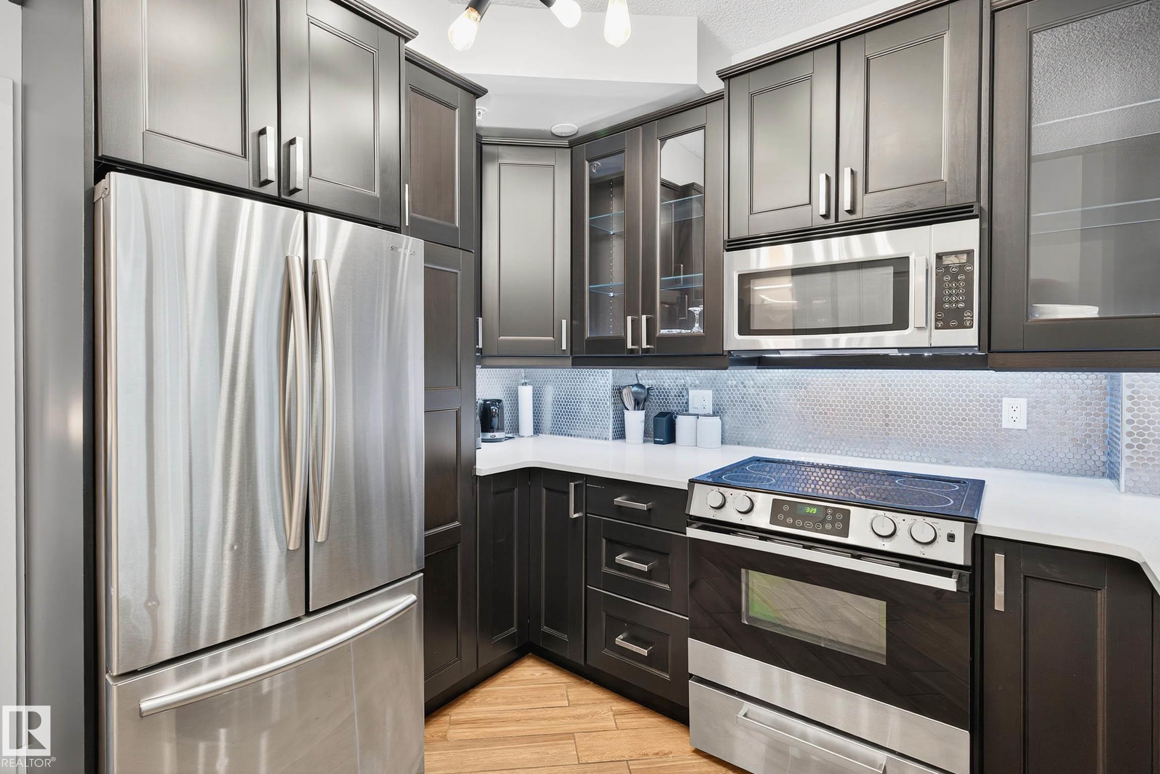 Photo 10 at 401 - 10504 99 Avenue NW, Downtown, Edmonton