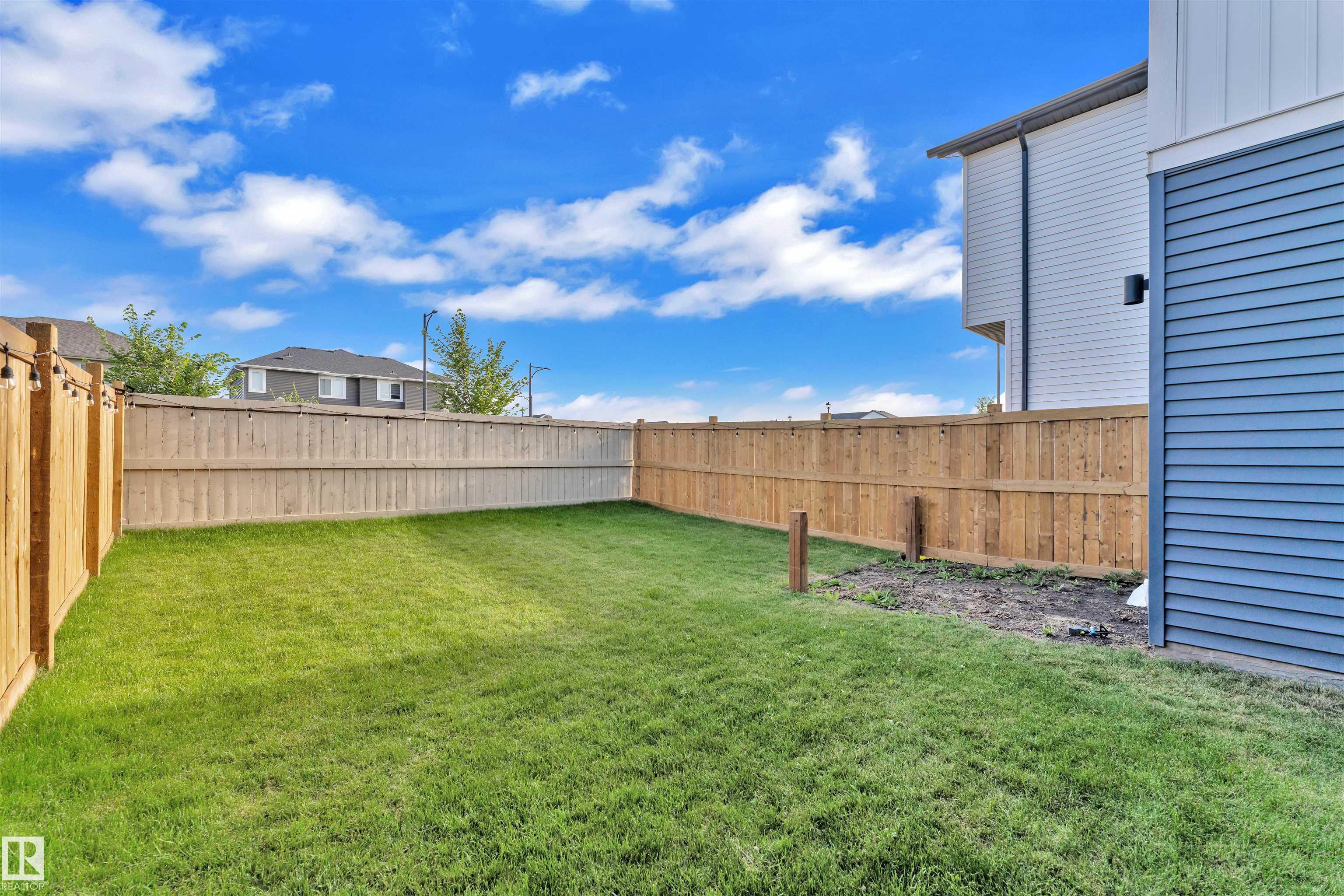 Photo 43 at 6919 54 Avenue, Elan, Beaumont