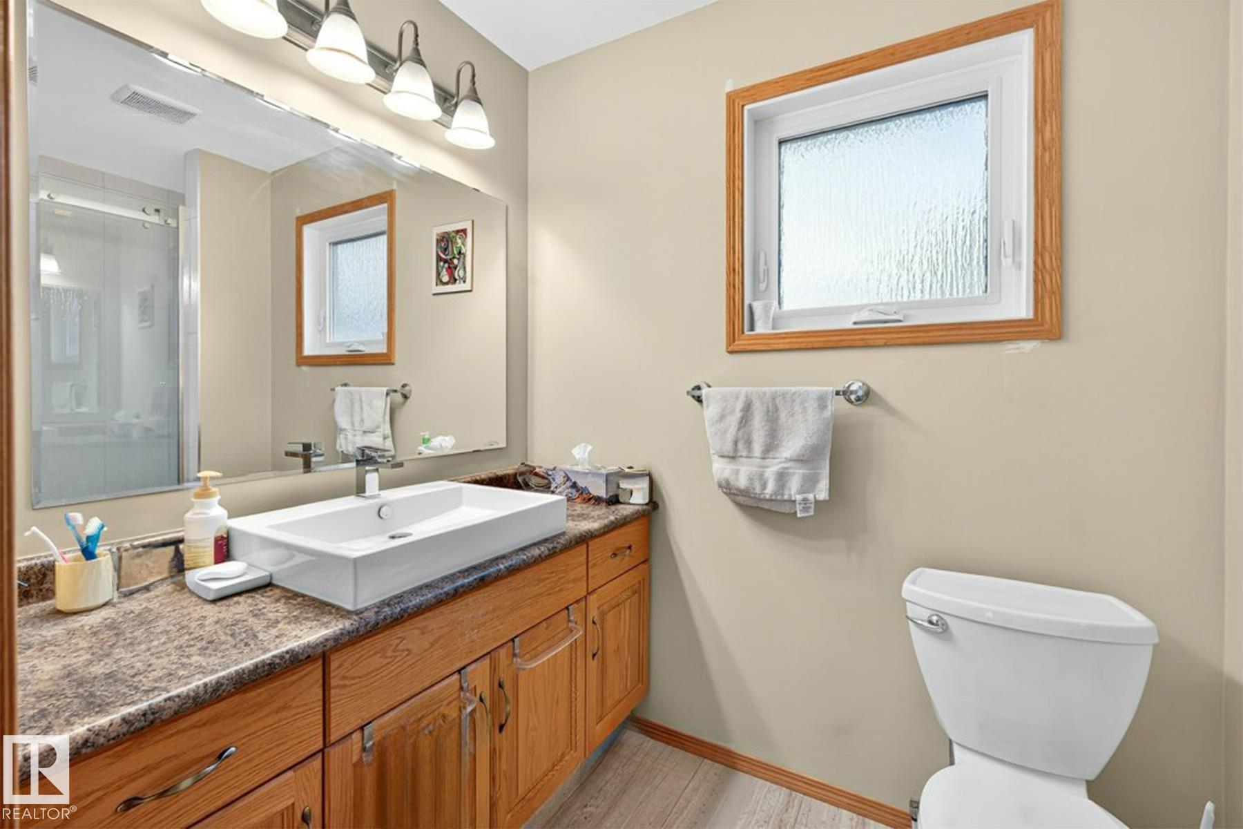 Photo 31 at 15711 135 Street NW, Carlton, Edmonton
