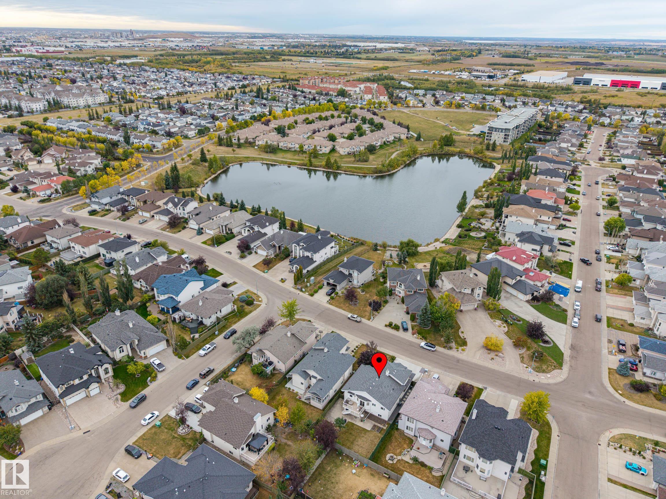 Photo 6 at 15711 135 Street NW, Carlton, Edmonton