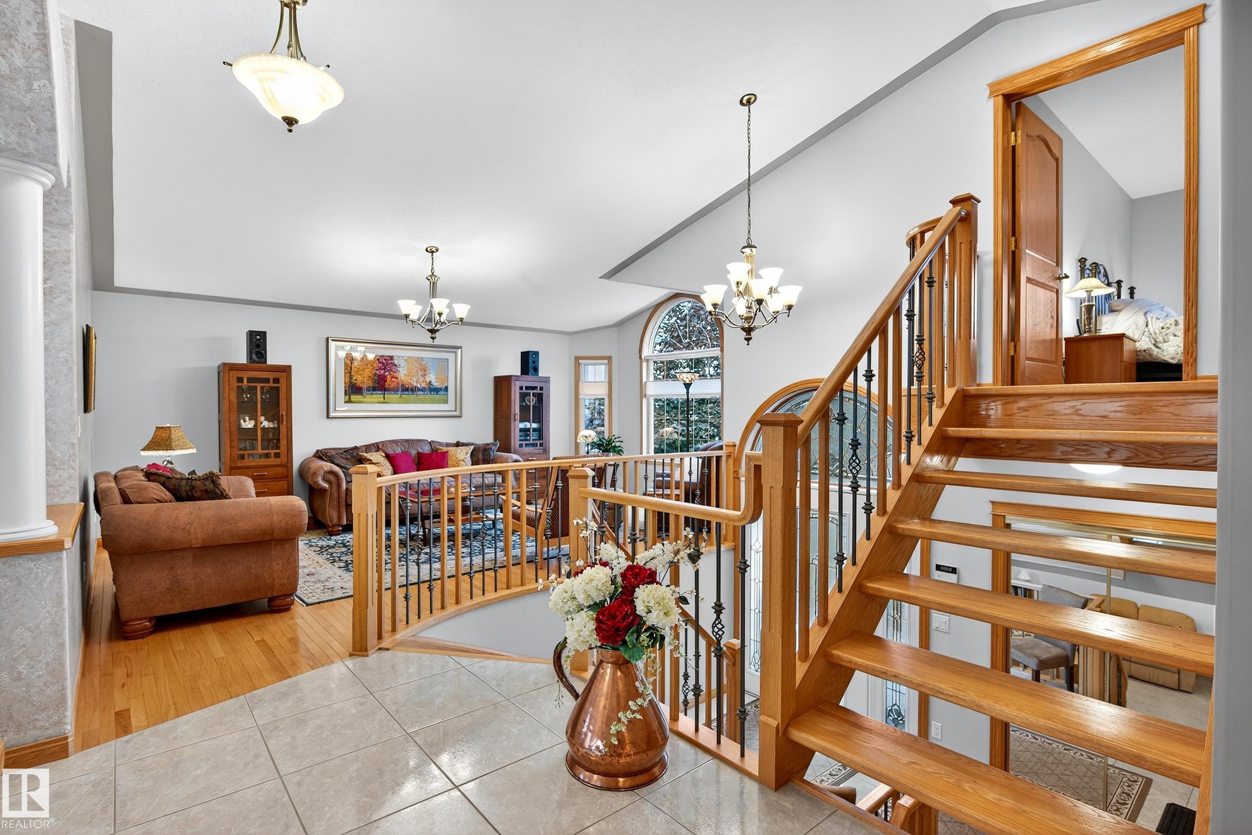 Photo 9 at 15711 135 Street NW, Carlton, Edmonton