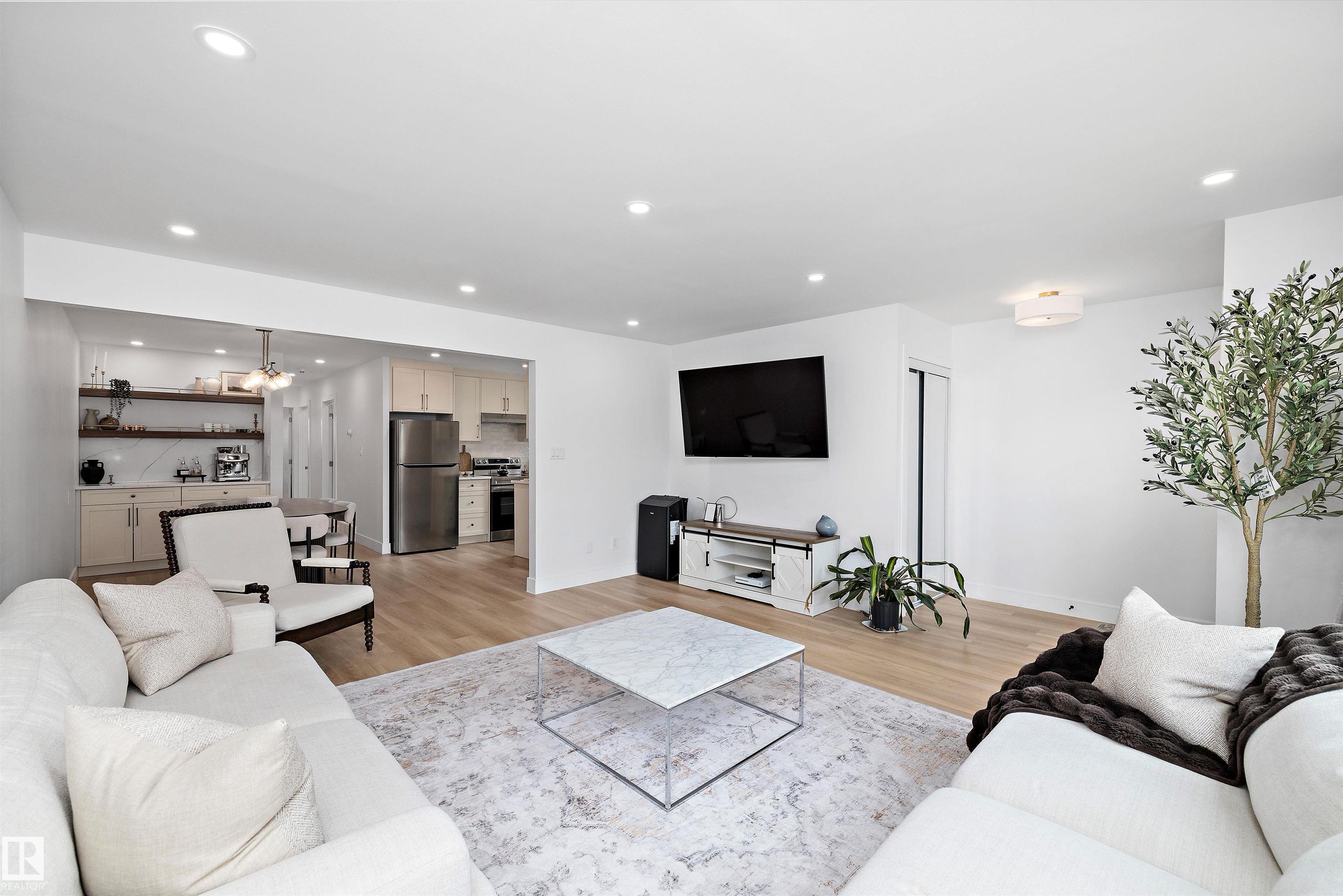 Photo 29 at 10229/10231 159 Street NW, Britannia Youngstown, Edmonton