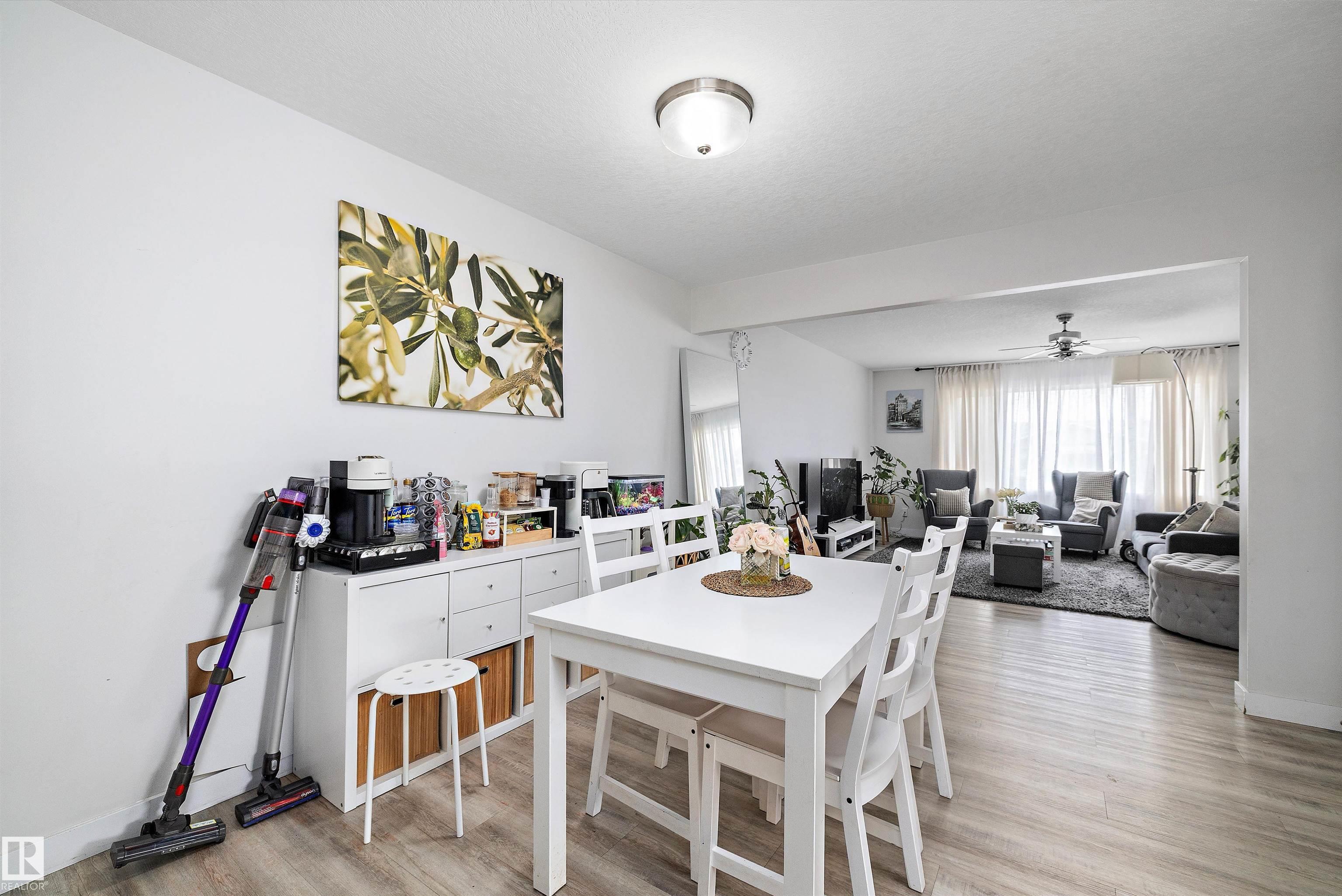 Photo 9 at 10229/10231 159 Street NW, Britannia Youngstown, Edmonton