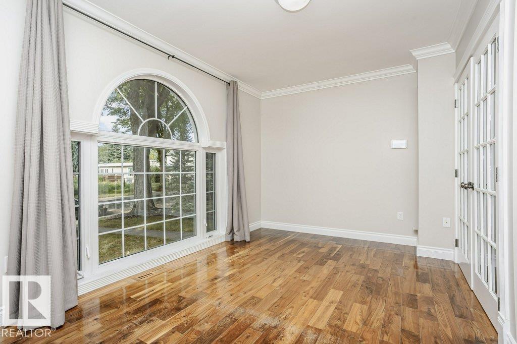 Photo 30 at 9119 117 Street NW, Windsor Park, Edmonton