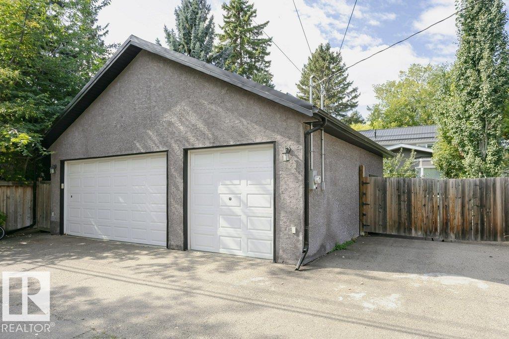 http://cdnparap120.paragonrels.com/ParagonImages/Property/p12/RAE/225372397/67/0/0/6719ac75092f2e20a9a5bfeb2951389e/1/309d10458fa9539121036dcbfc561f48/225372397-7bb0528b-5c7d-417b-b6b4-5f102ddb3ac7.JPG