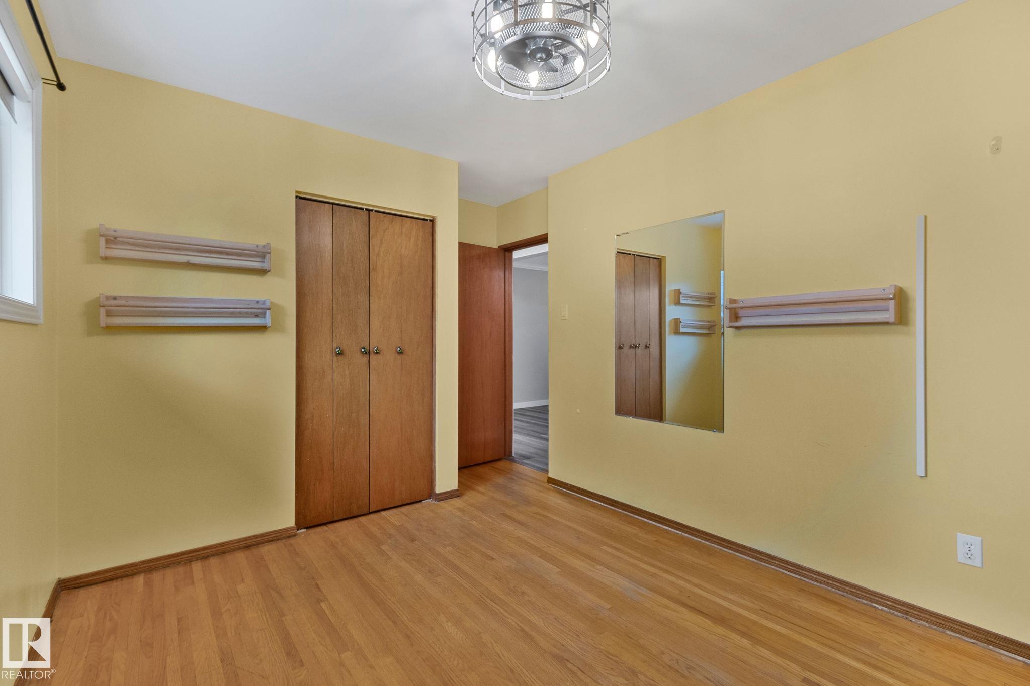 Photo 13 at 10324 50 Street NW, Fulton Place, Edmonton
