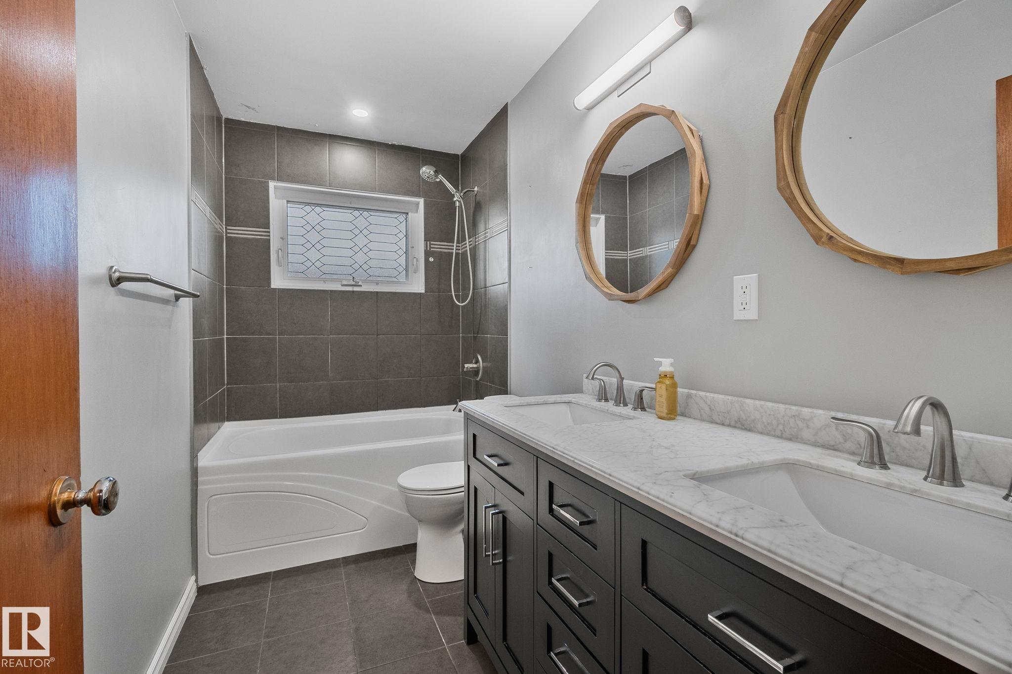Photo 14 at 10324 50 Street NW, Fulton Place, Edmonton