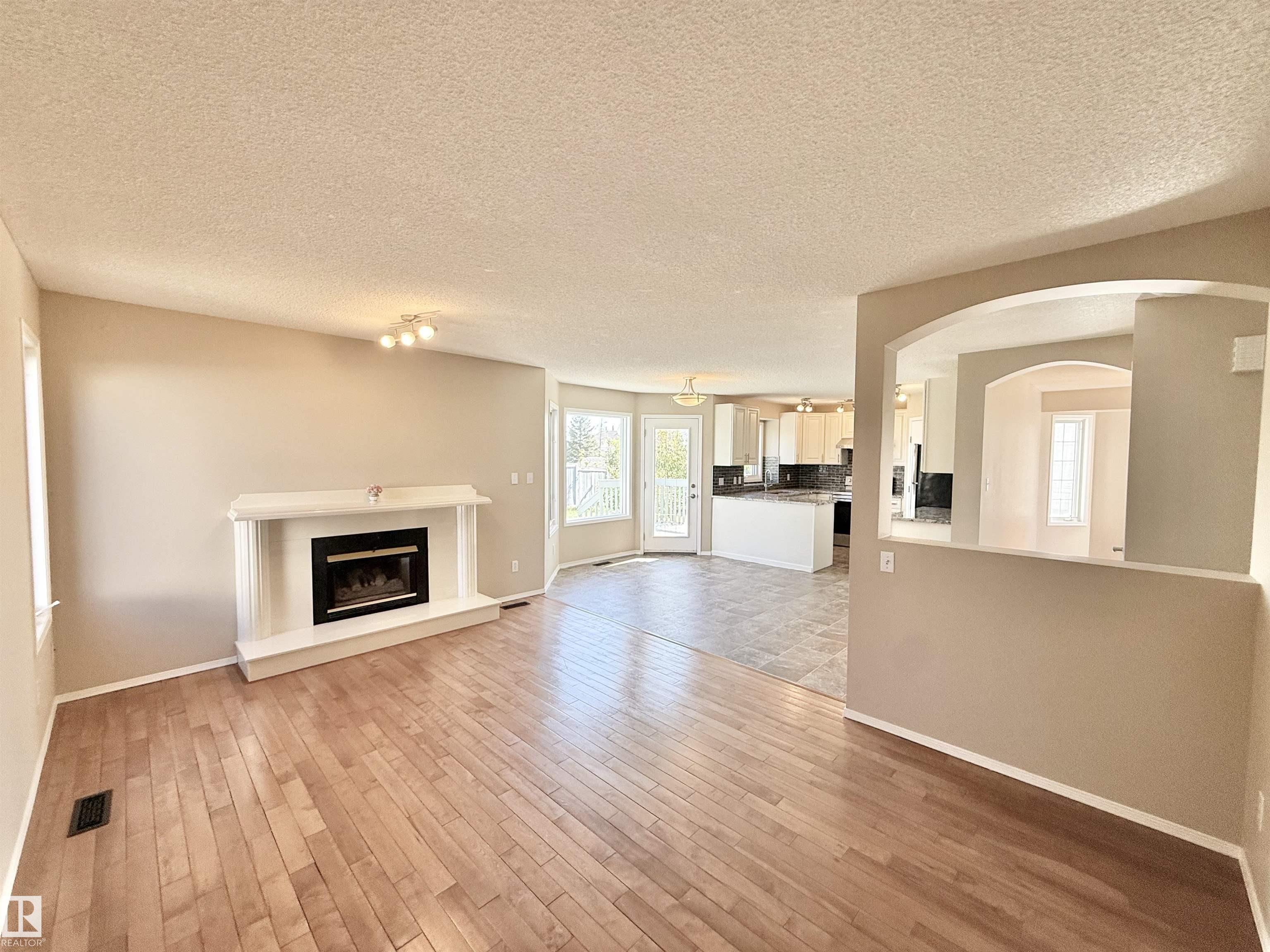 Photo 16 at 15419 132 Street NW, Oxford, Edmonton