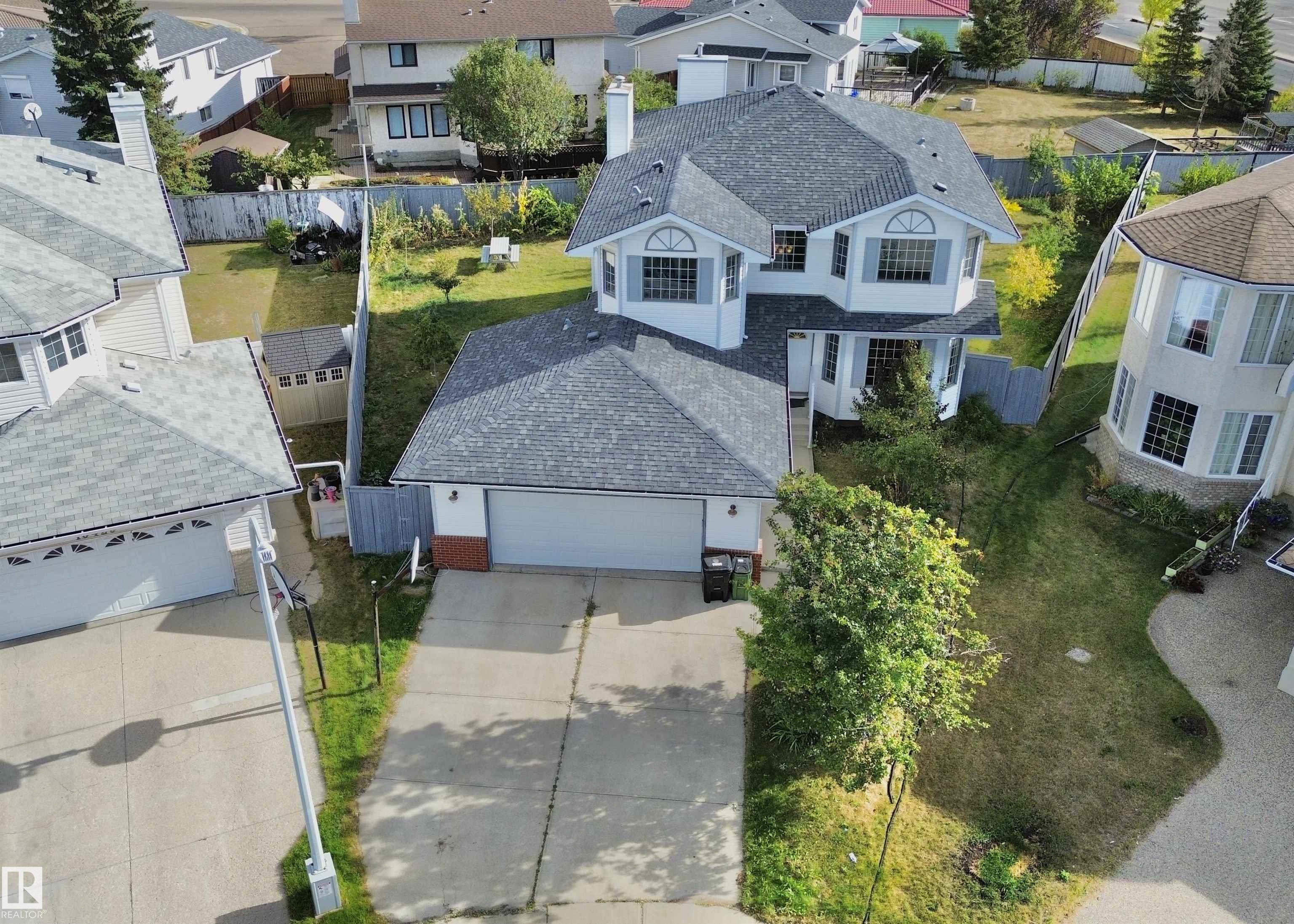 Photo 3 at 15419 132 Street NW, Oxford, Edmonton