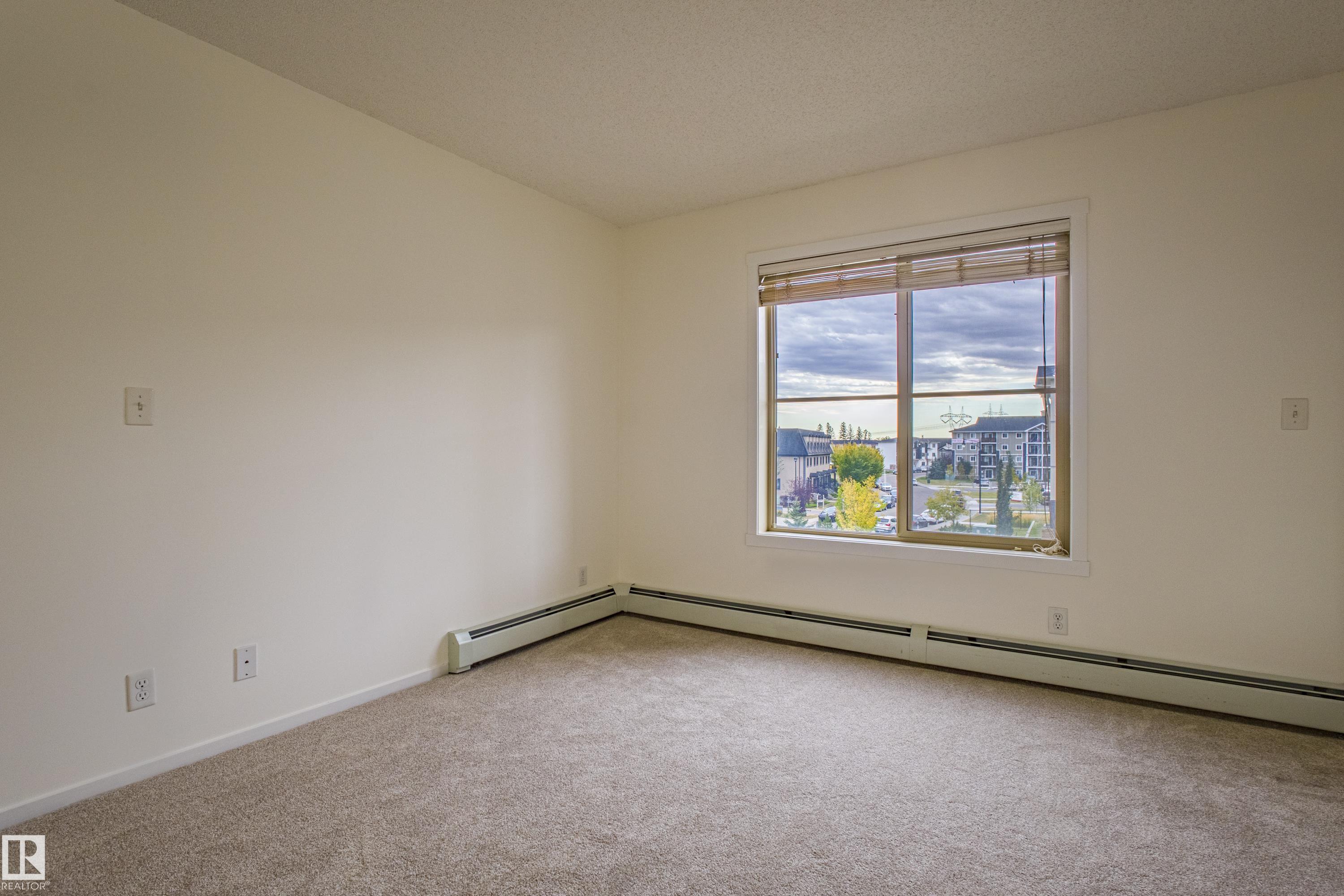 Photo 11 at 316 - 5804 Mullen Place NW, MacTaggart, Edmonton