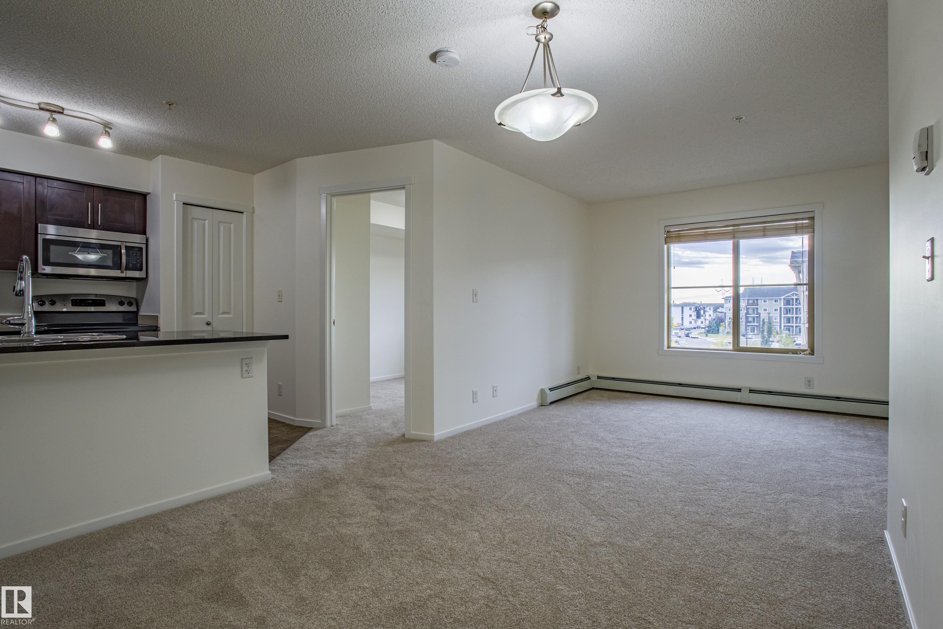 Photo 6 at 316 - 5804 Mullen Place NW, MacTaggart, Edmonton